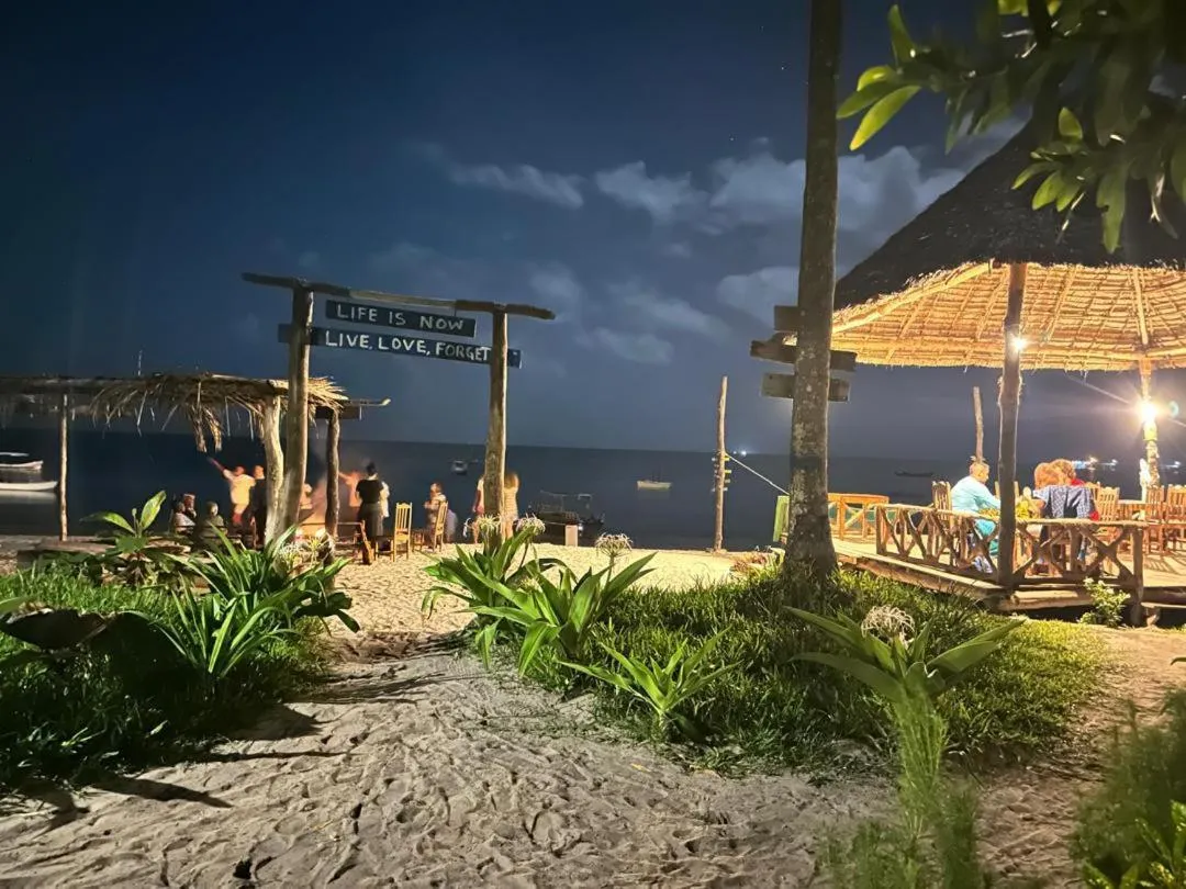 Juani beach bungalows