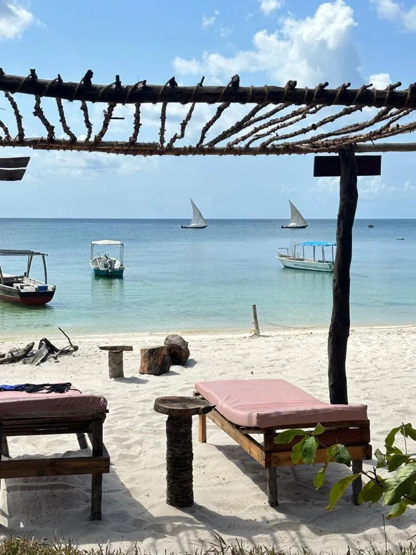 Juani beach bungalows