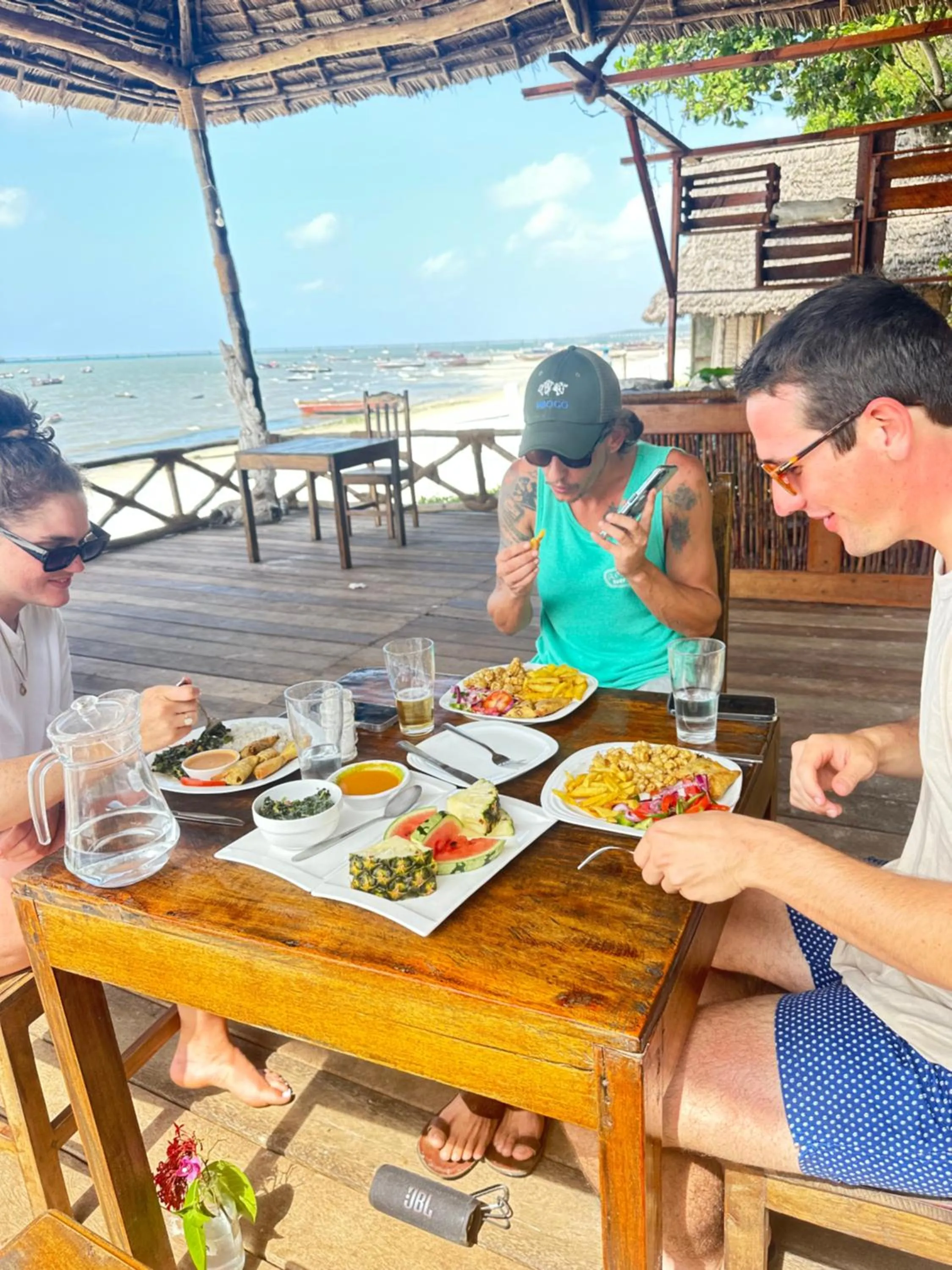 Juani beach bungalows