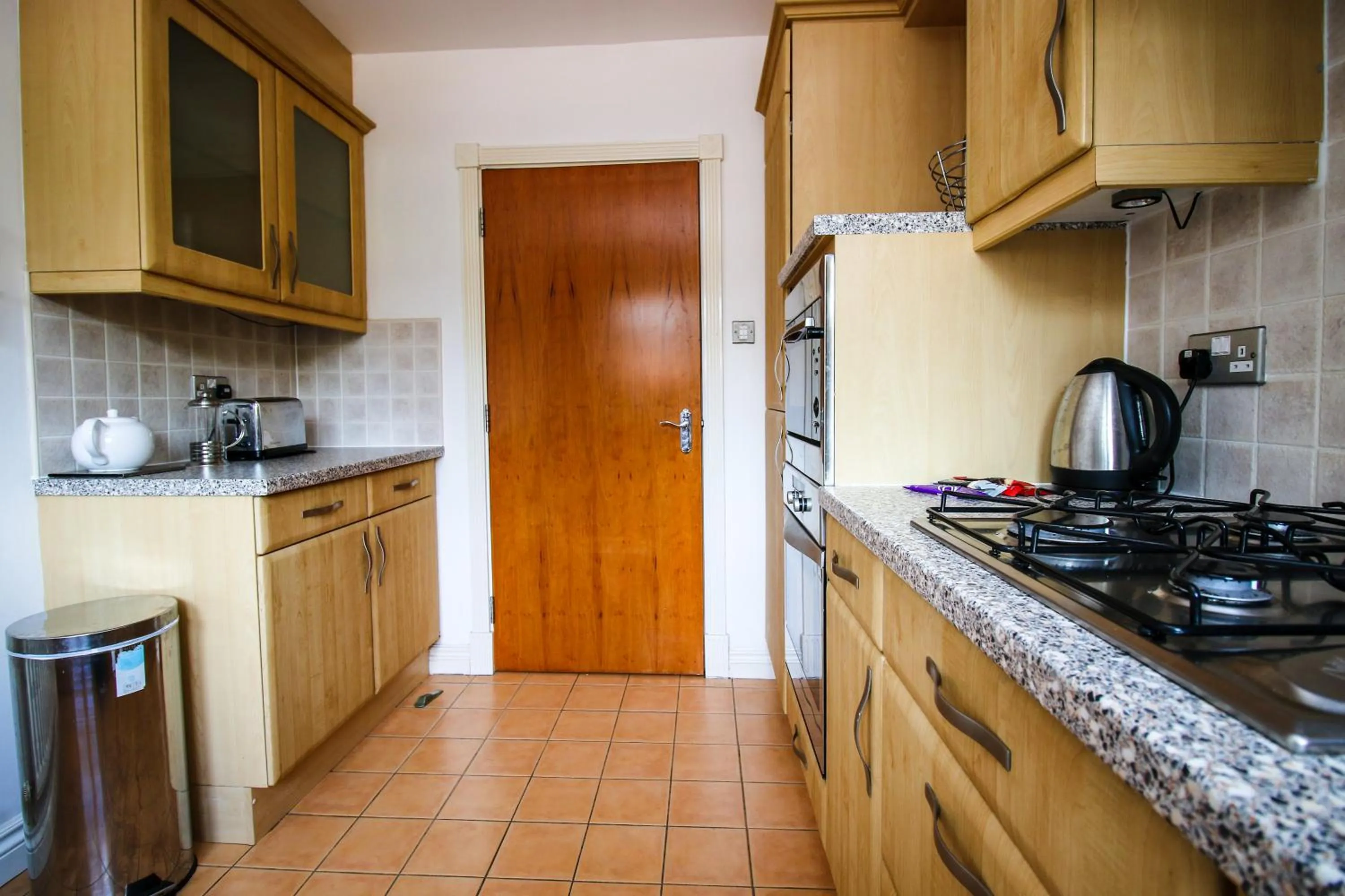 Coffee/tea facilities in Turnberry Apartments