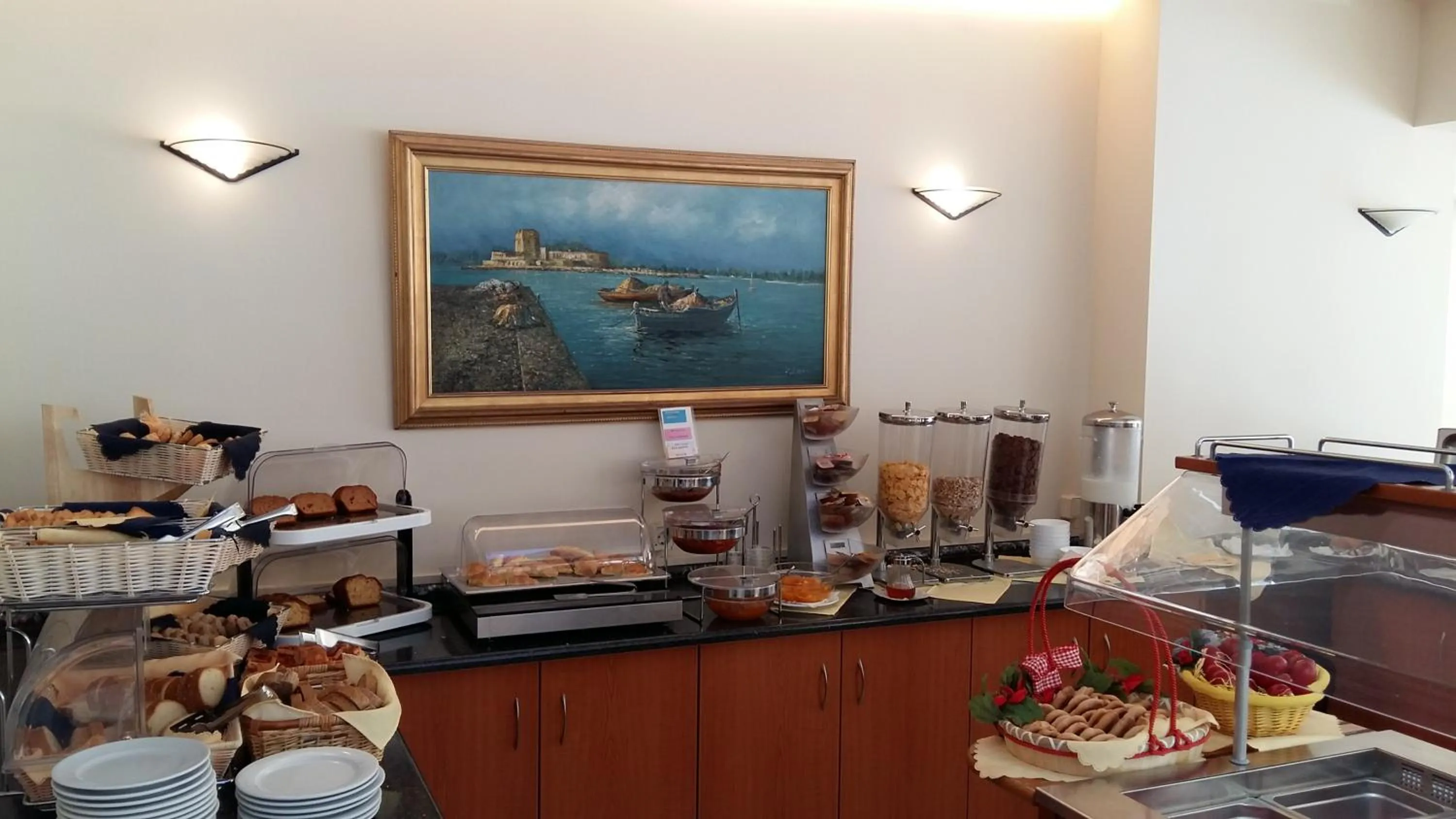 Dining area in Hotel Tolo