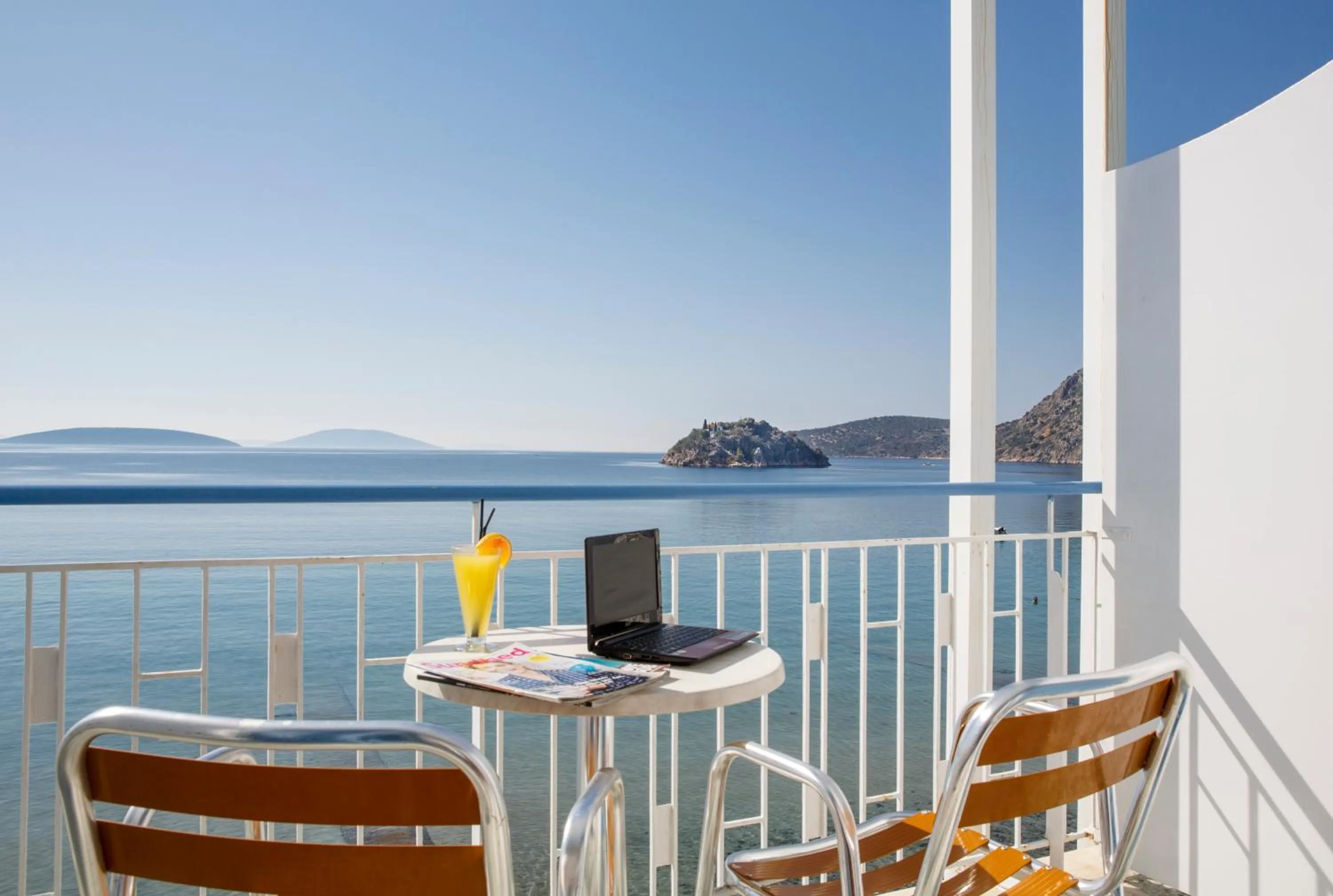 Balcony/Terrace in Hotel Tolo
