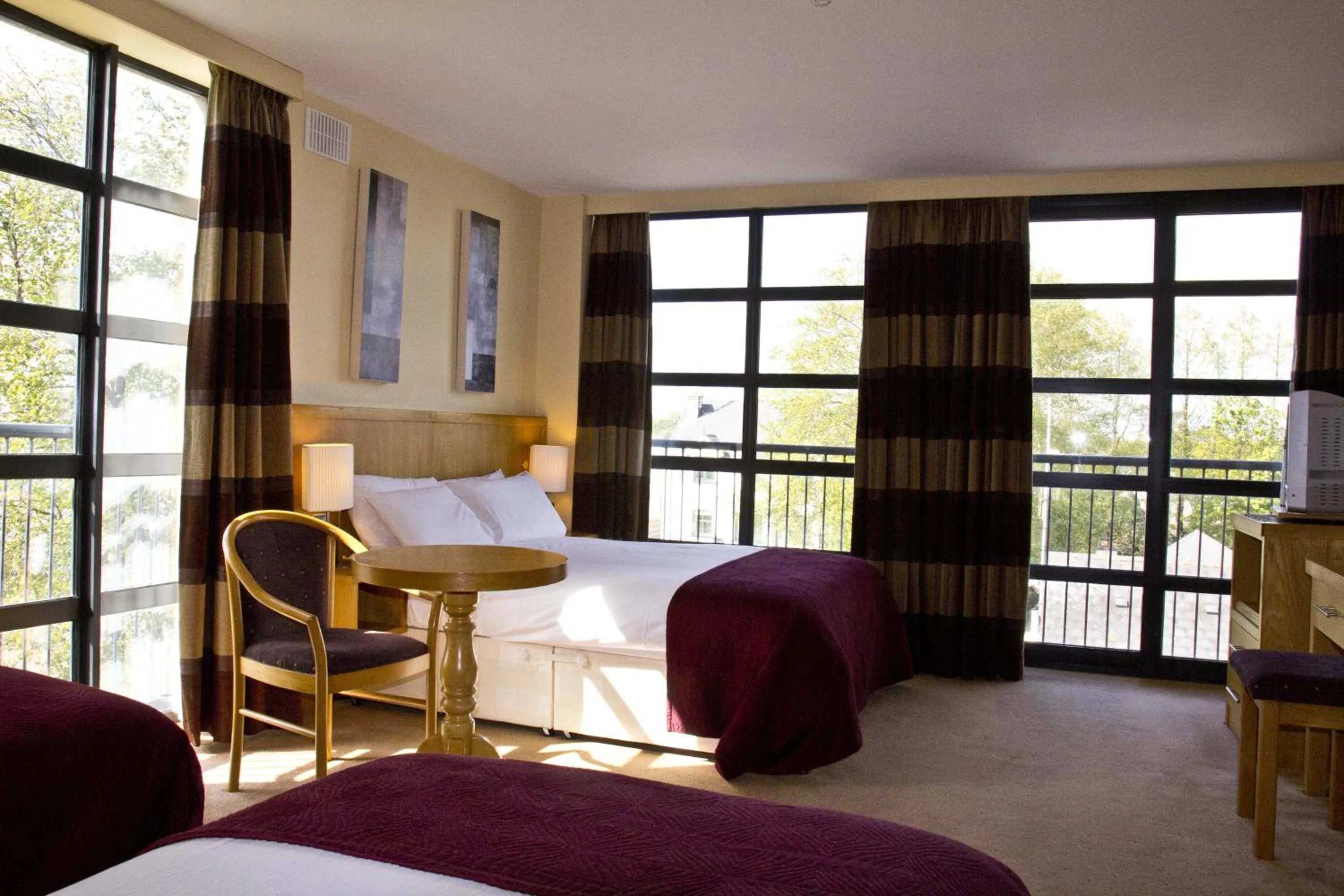 Bed in Upton Court Hotel