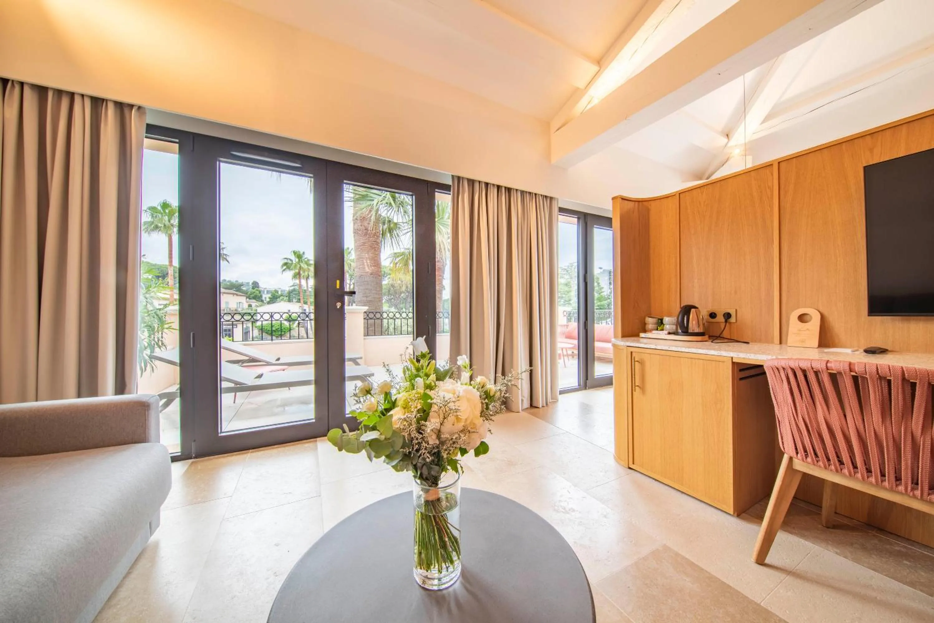 Living room in Hotel Brin d'Azur - Saint Tropez