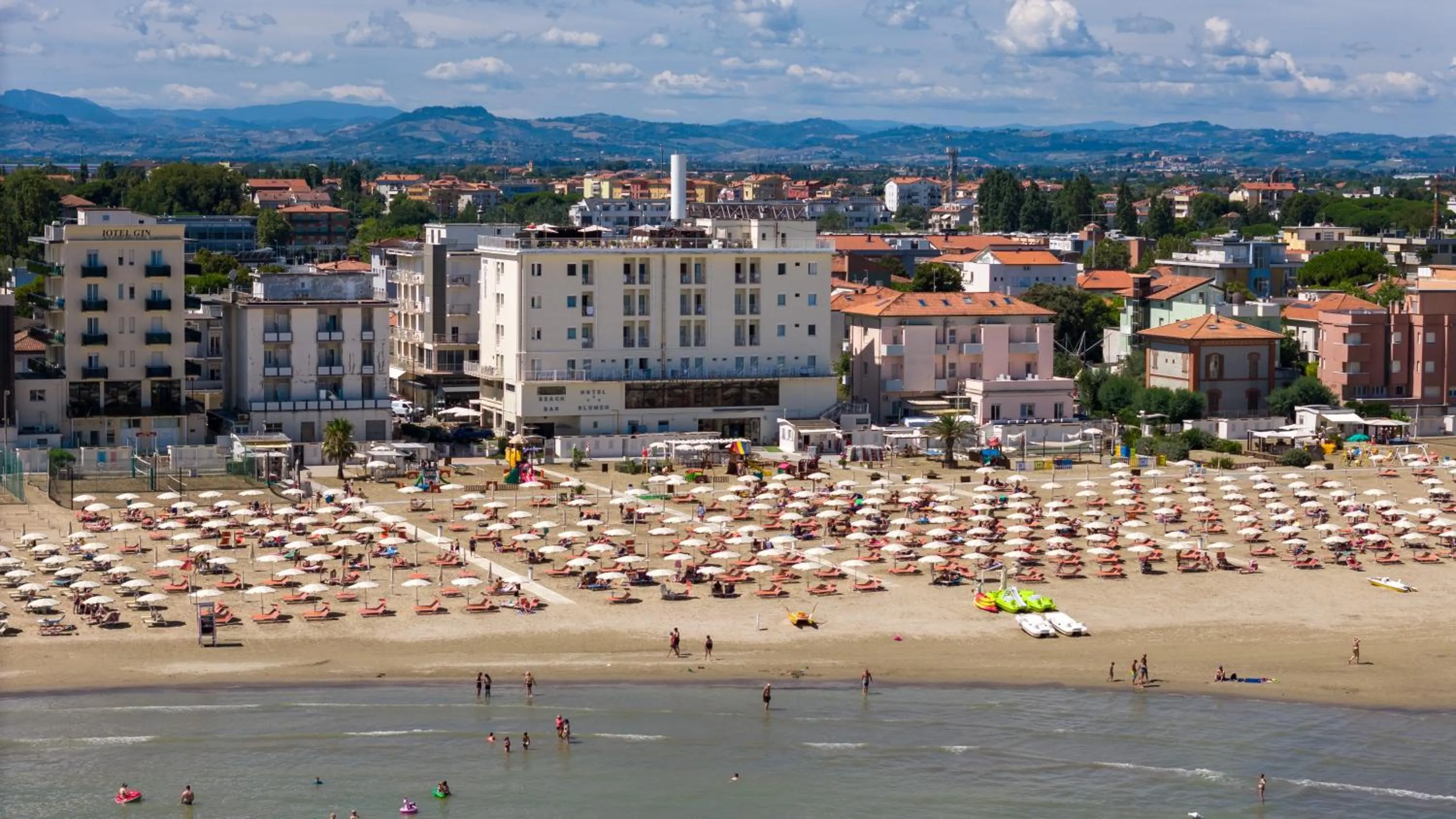 Property building in Hotel Blumen