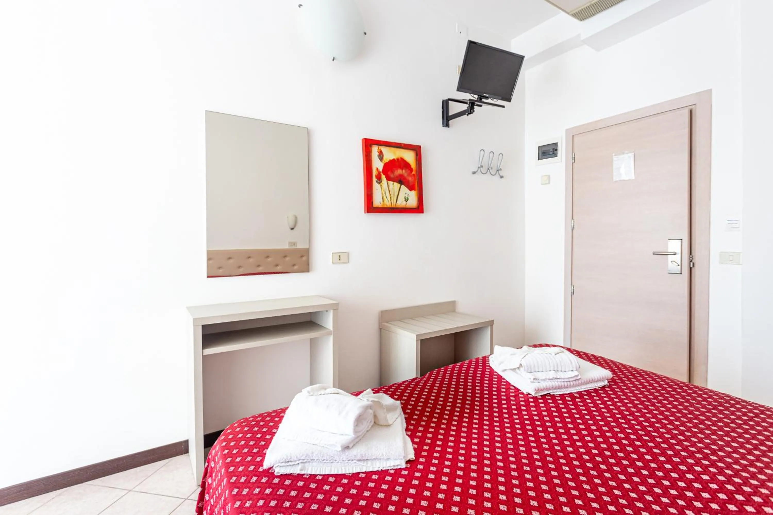 Photo of the whole room, Bed in Hotel Blumen