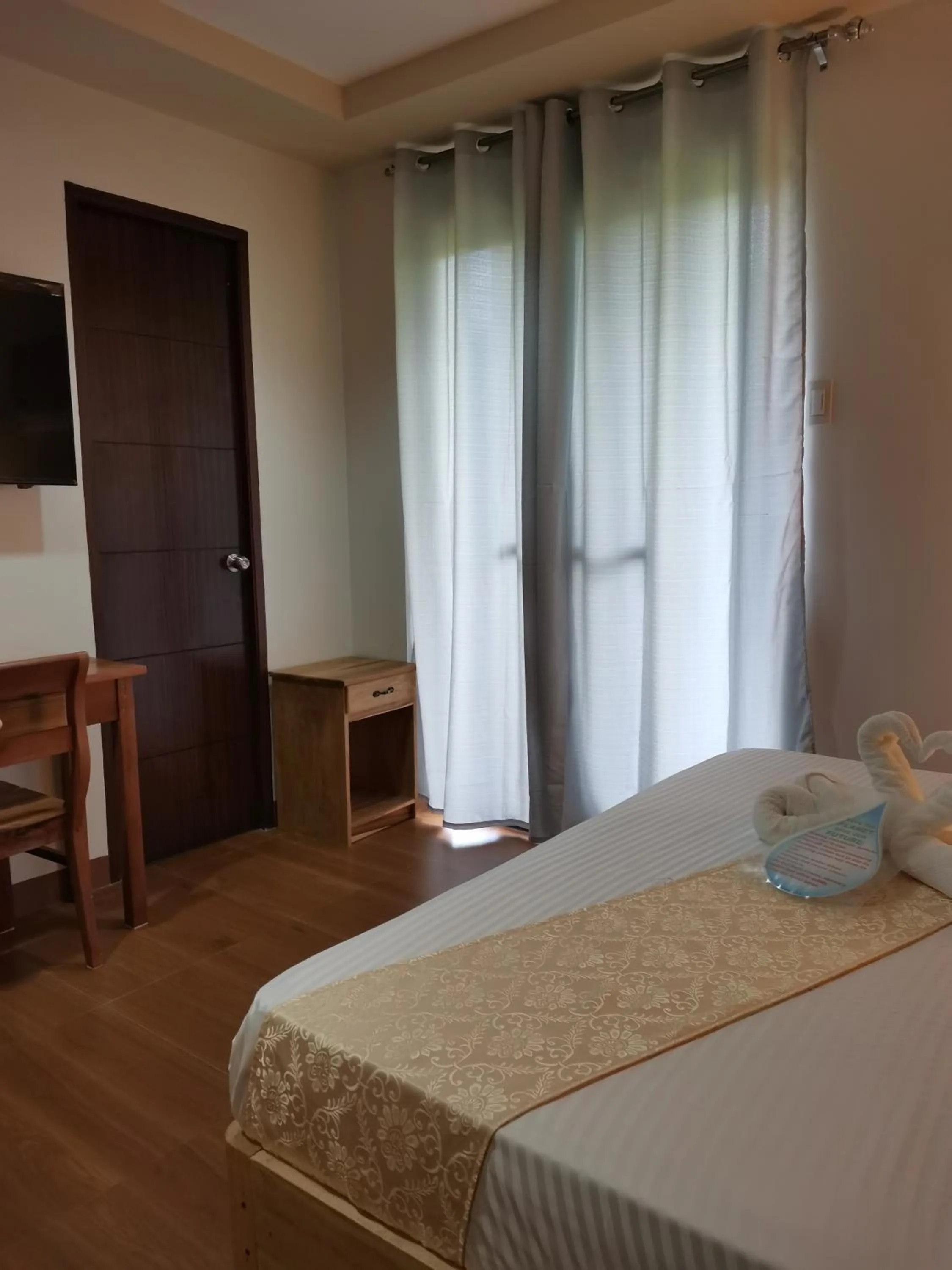 Bedroom, Bed in Layang Layang Home