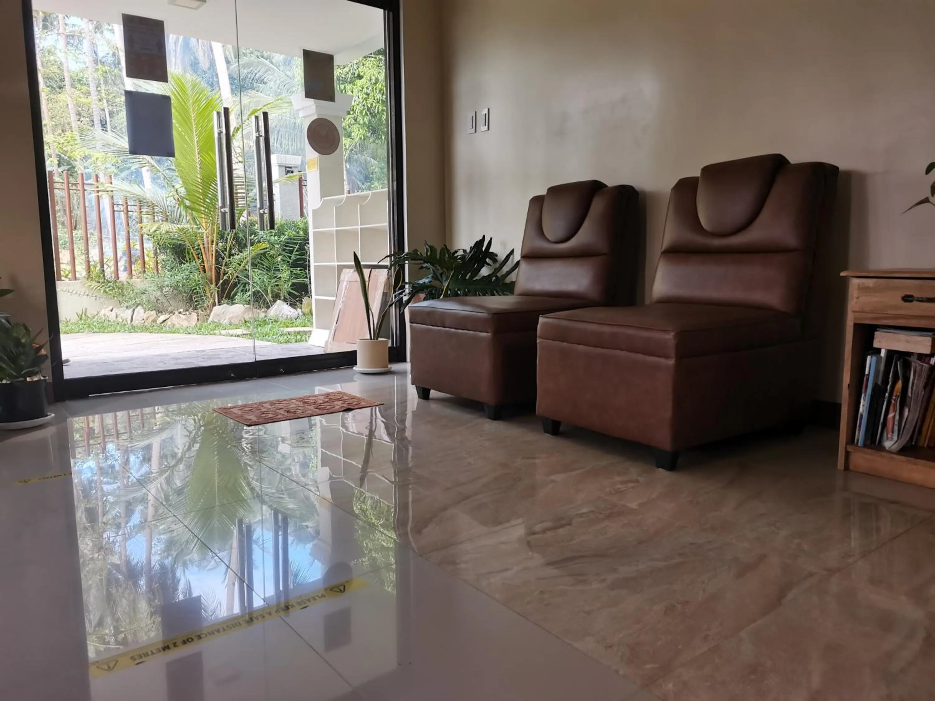 Facade/entrance in Layang Layang Home