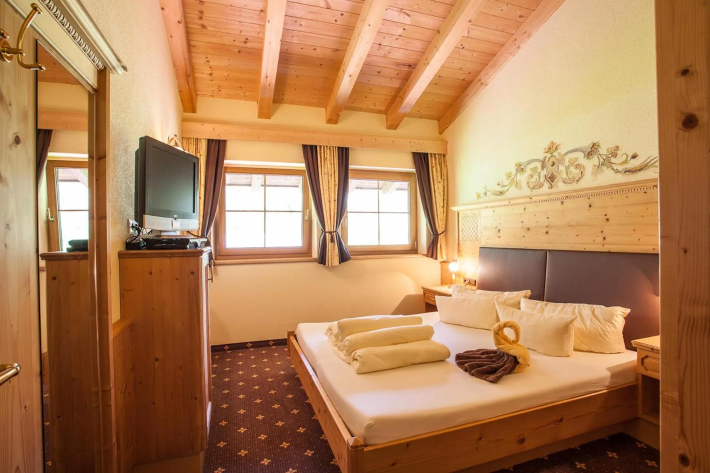 Bed in Rimlhof by A CASA