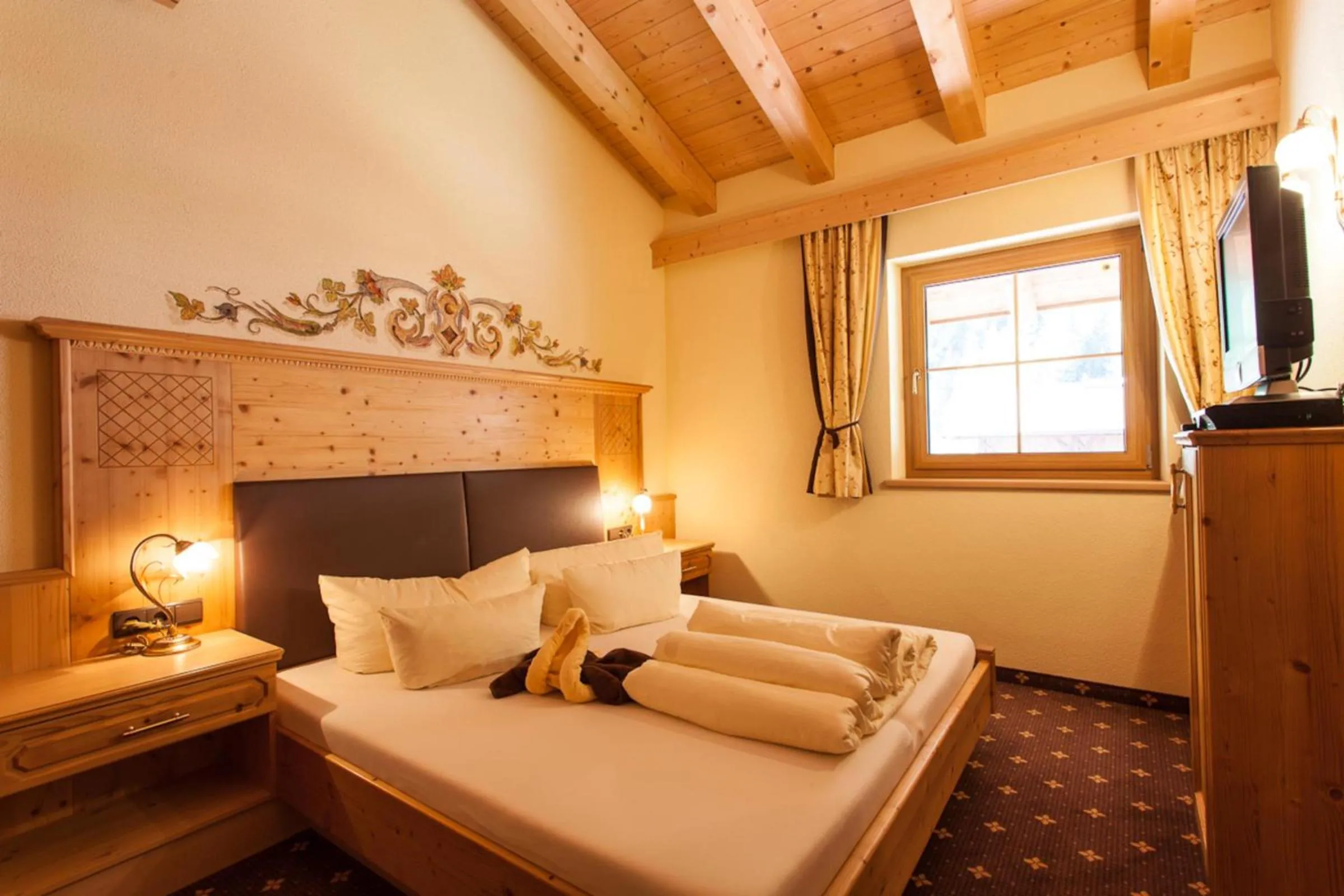 Bed in Rimlhof by A CASA