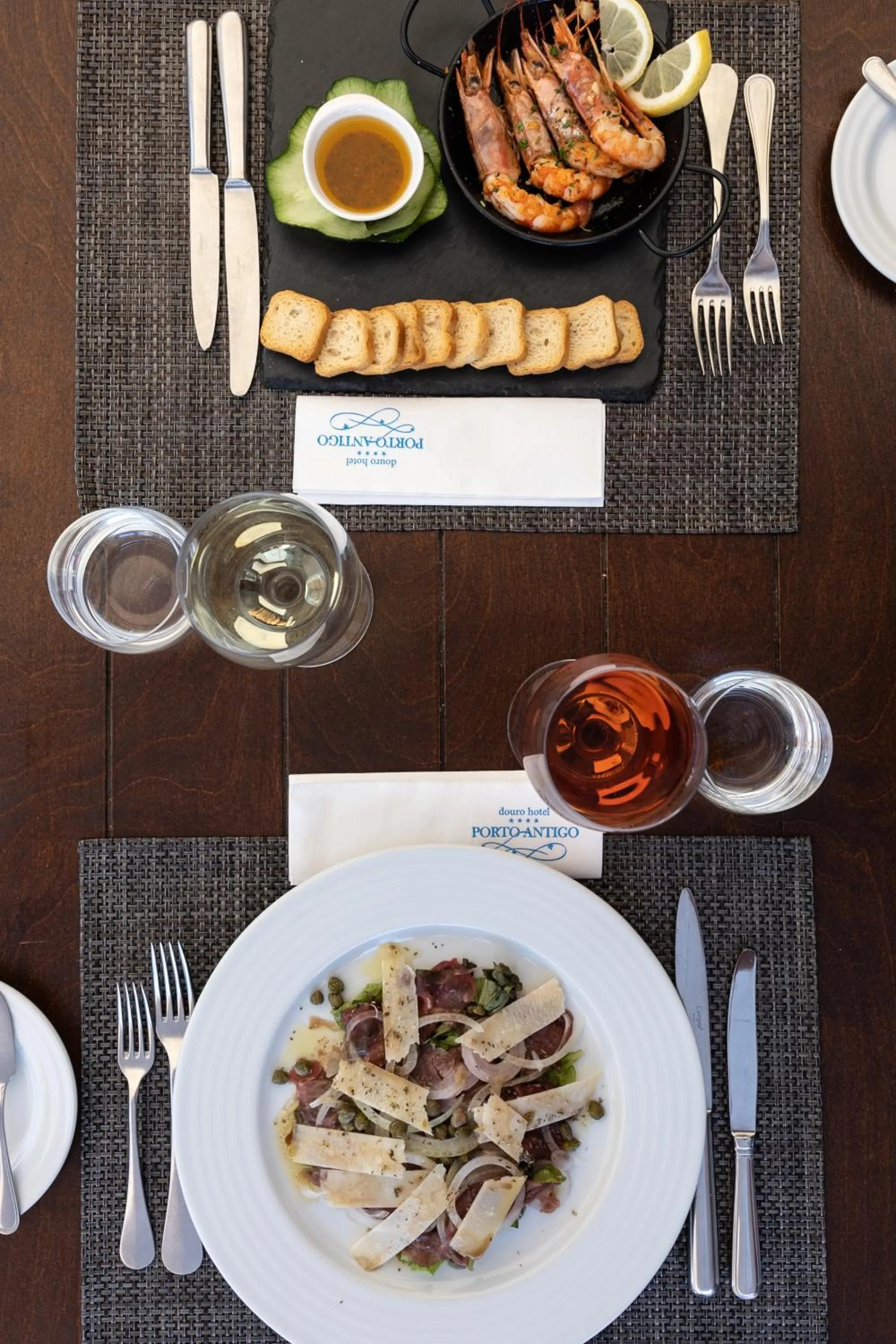 Food and drinks in Douro Hotel Porto Antigo