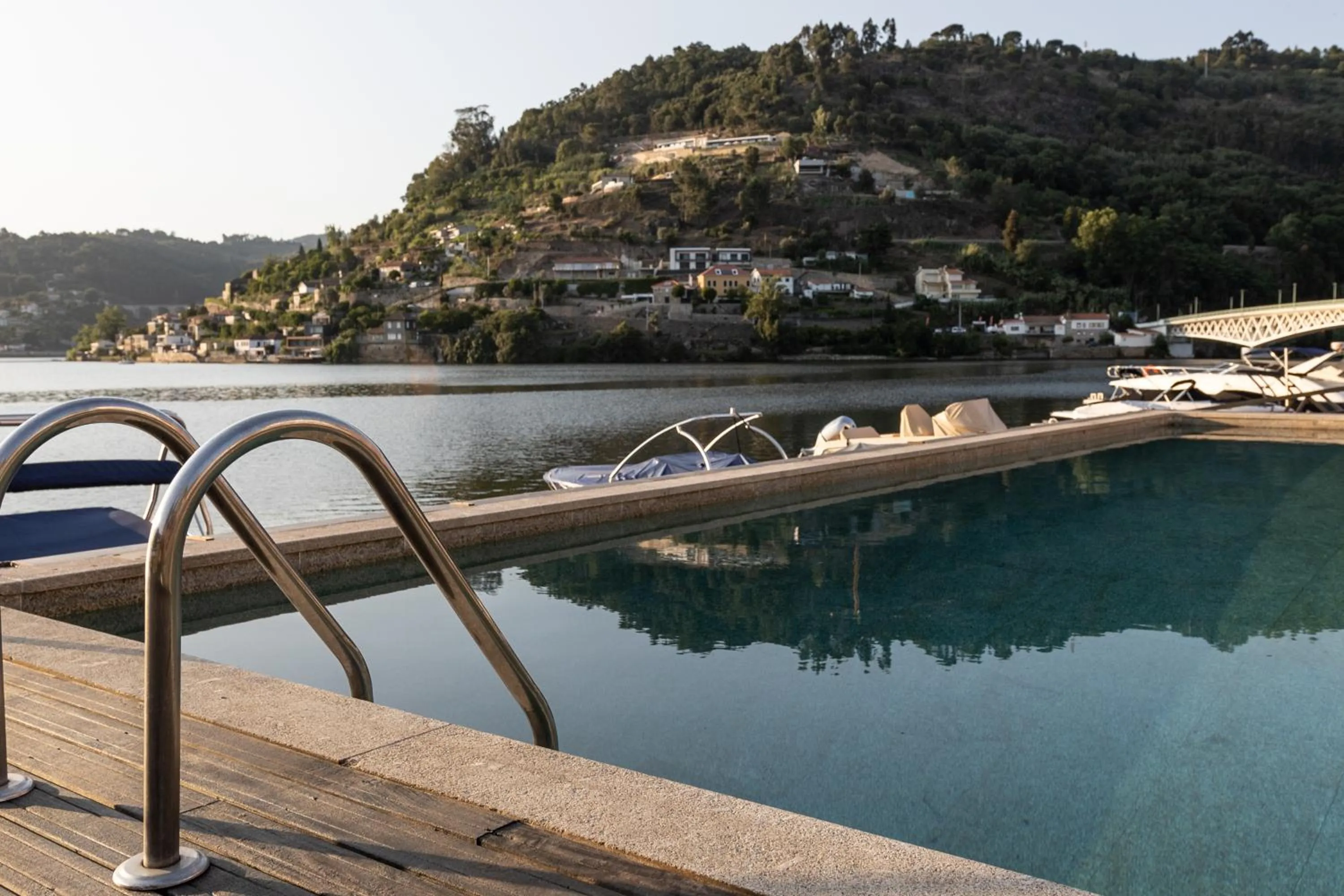 Day in Douro Hotel Porto Antigo