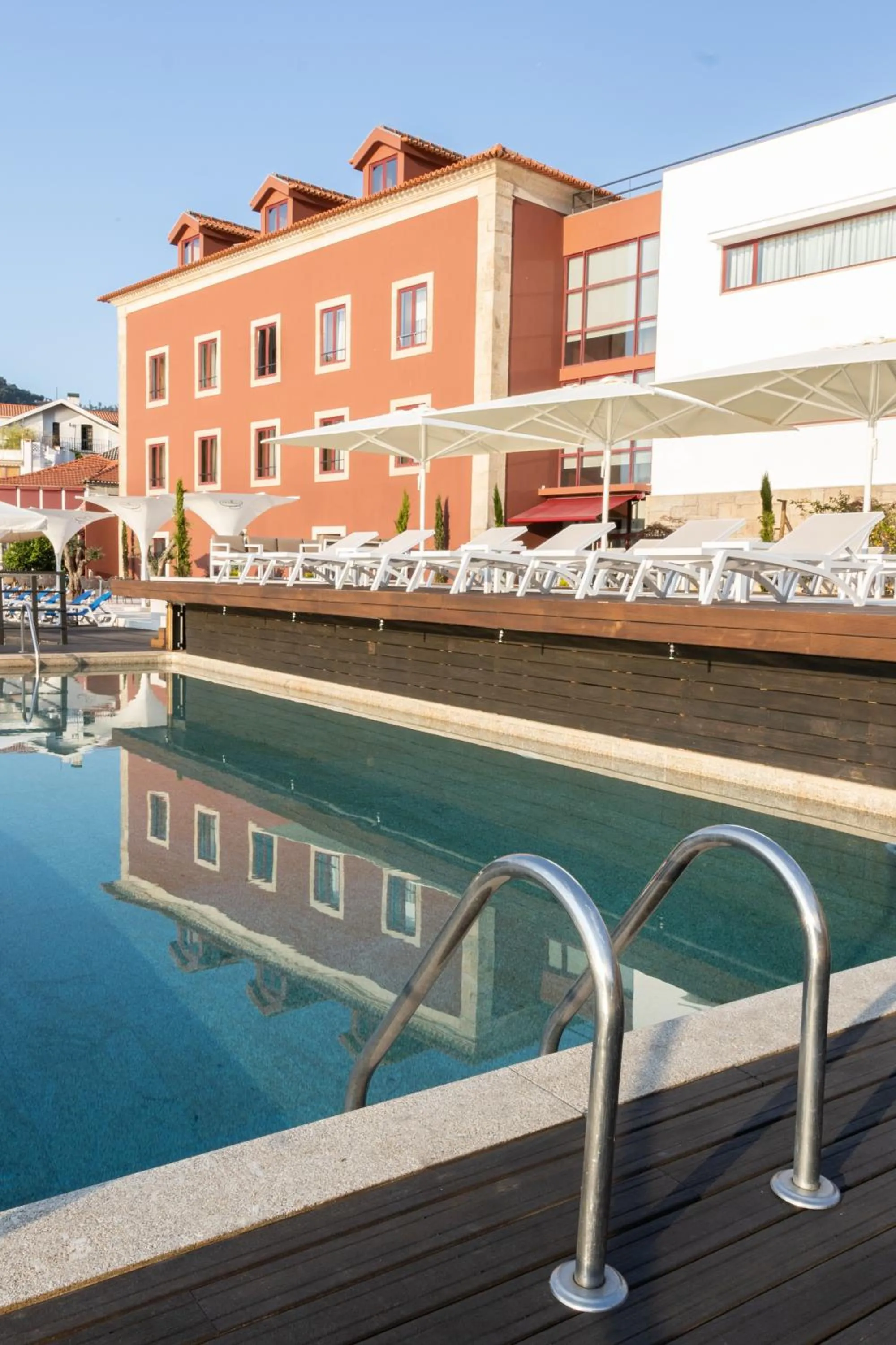 Property building in Douro Hotel Porto Antigo