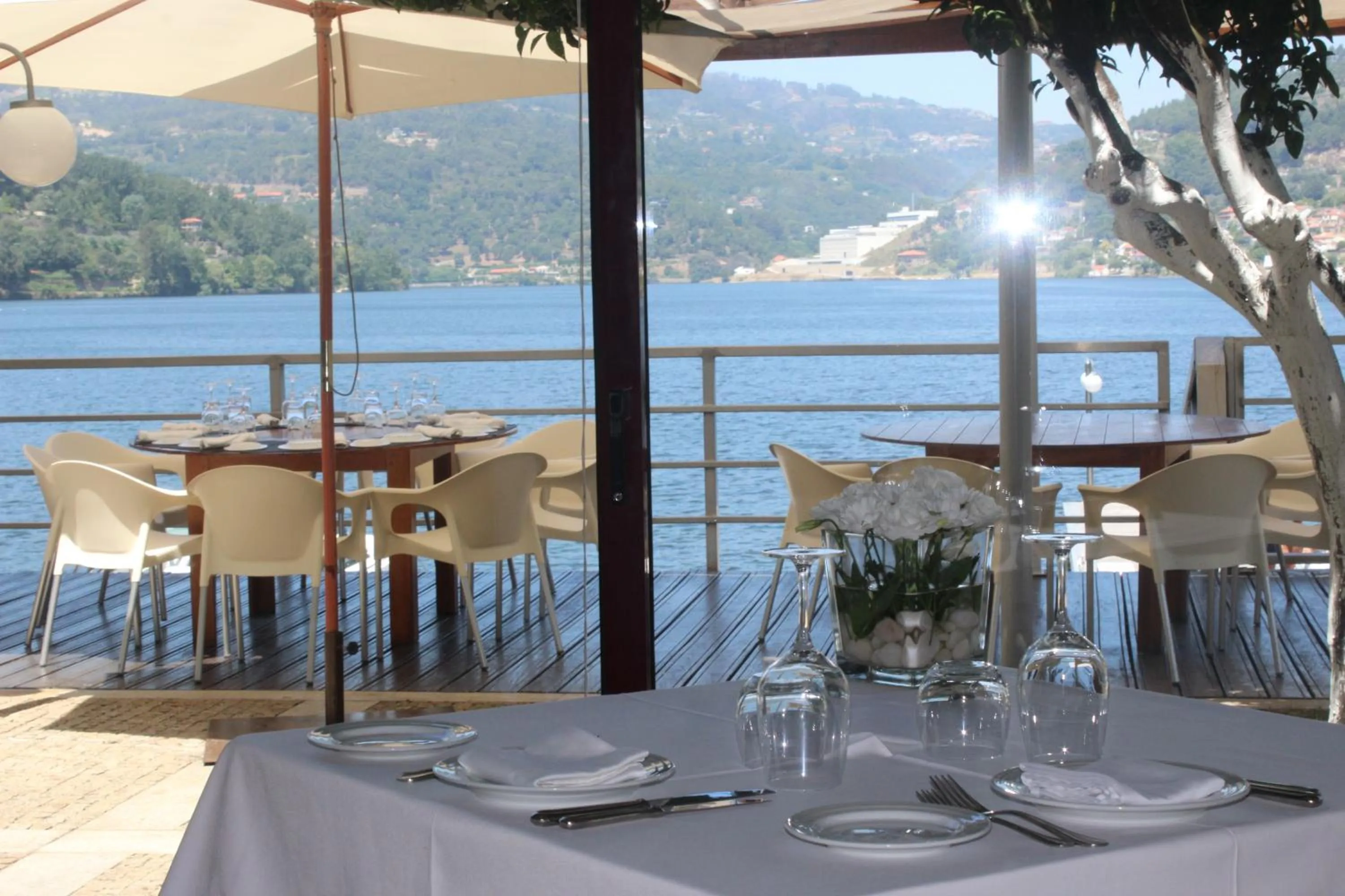 Restaurant/places to eat in Douro Hotel Porto Antigo