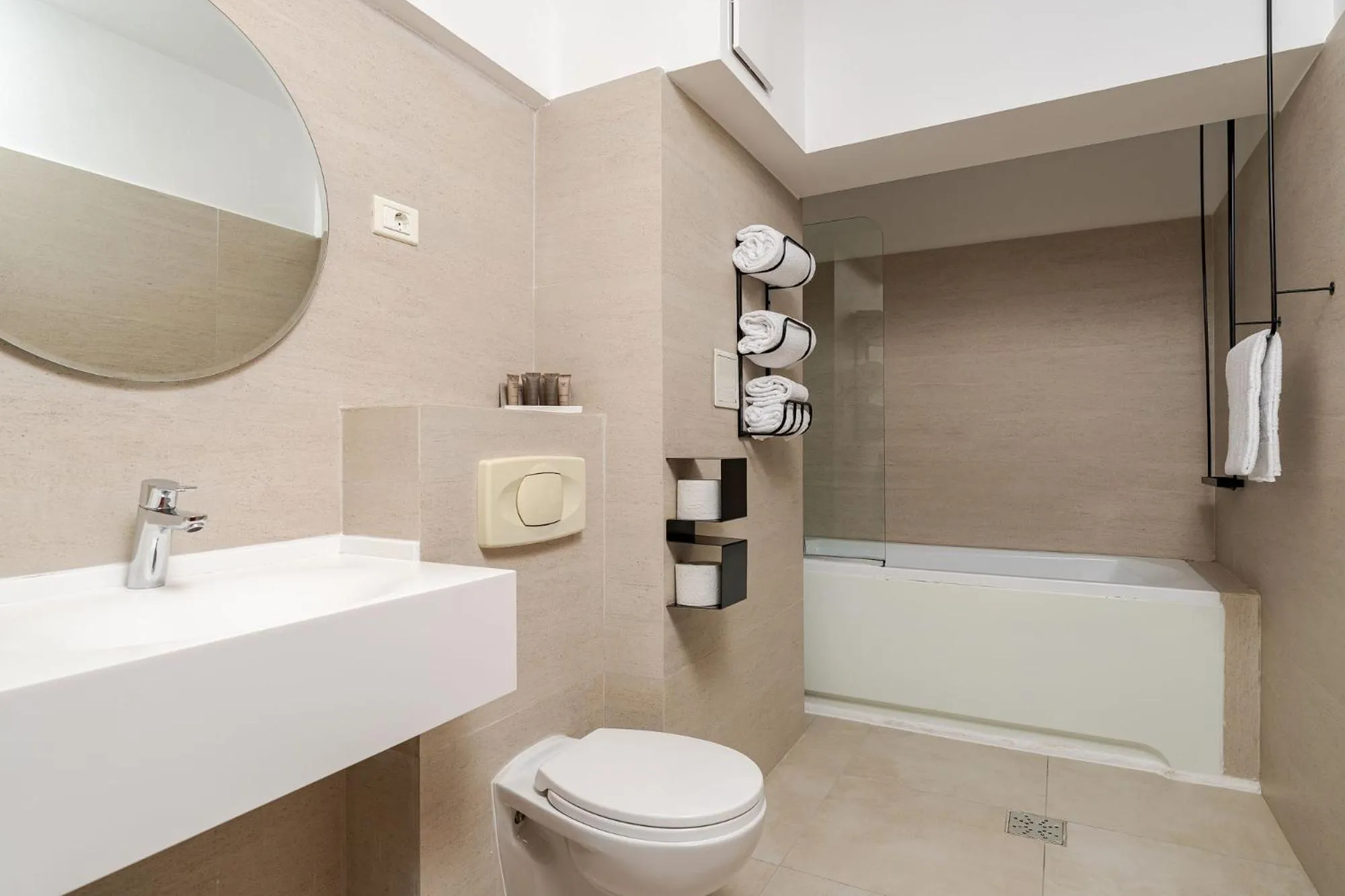 Bathroom in Crystal Palace Hotel