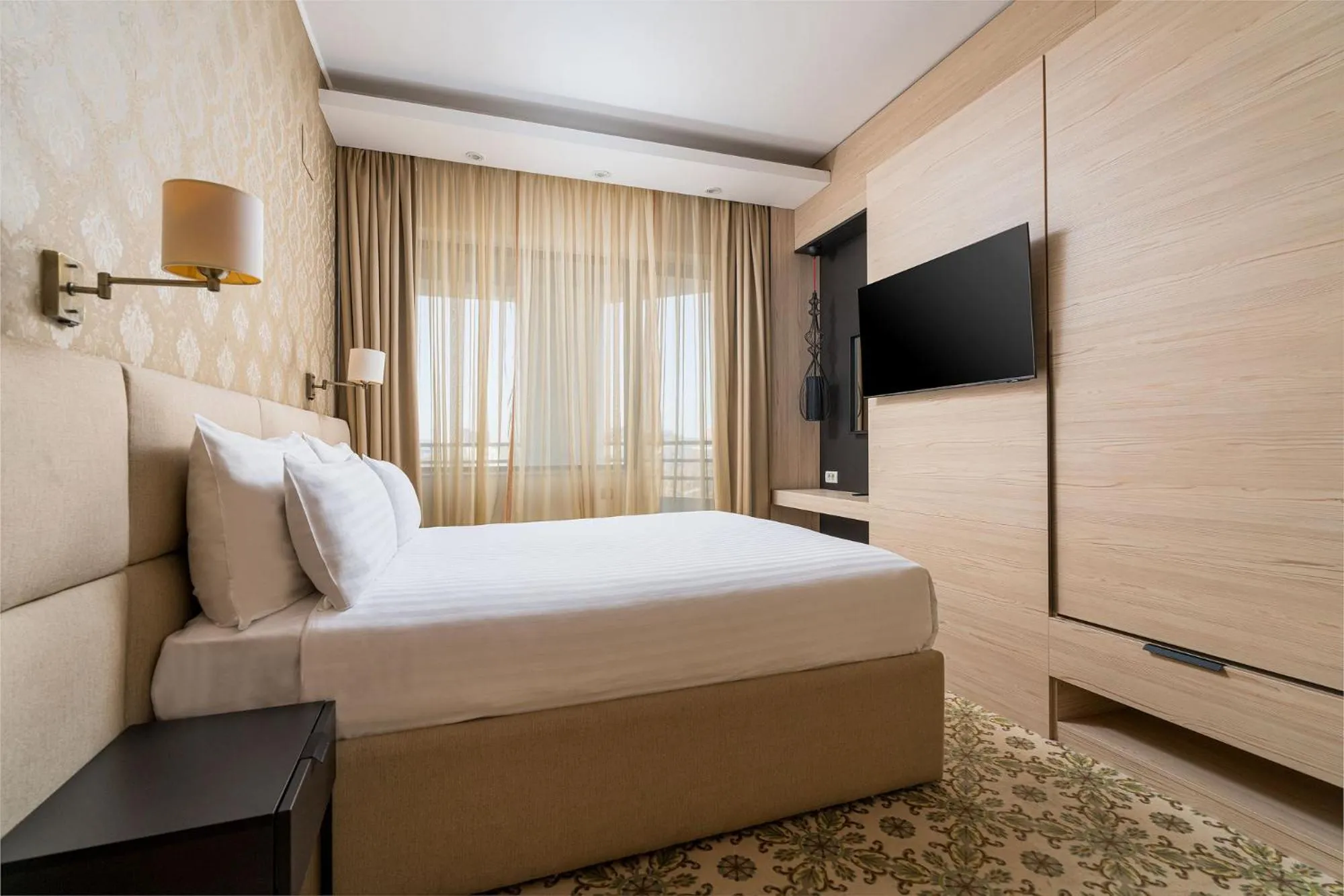 Bed in Crystal Palace Hotel