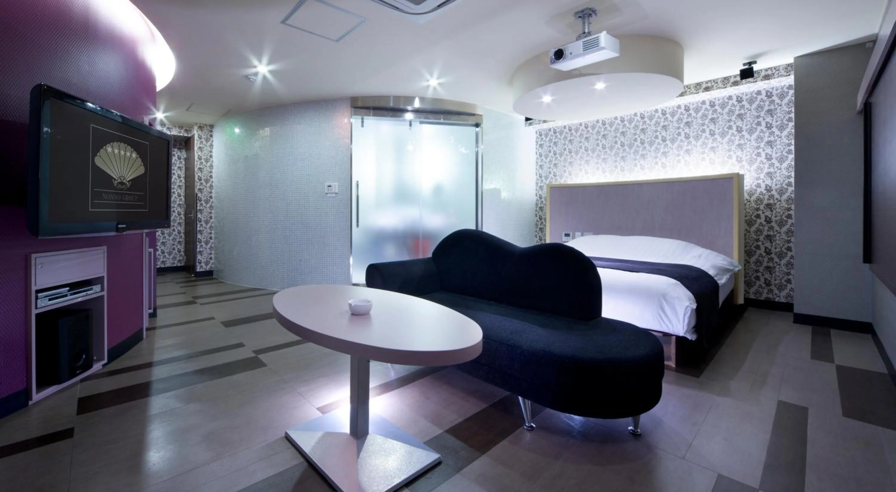 Bed in Hotel Glow Yokkaichi (Adult Only)