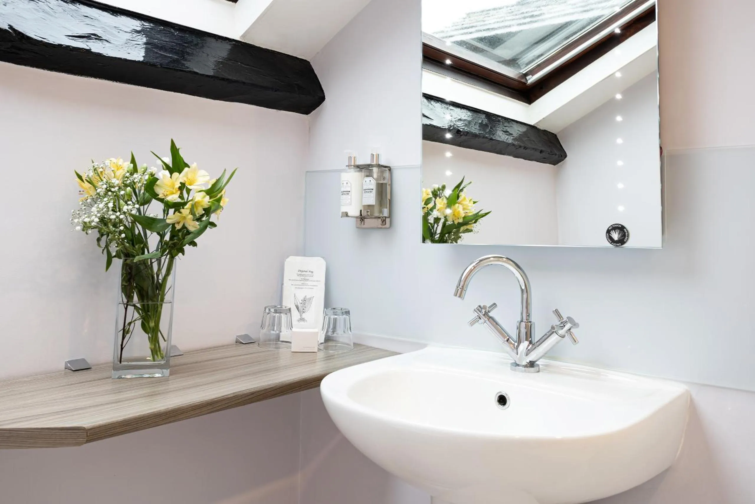 Bathroom in Ees Wyke Country House
