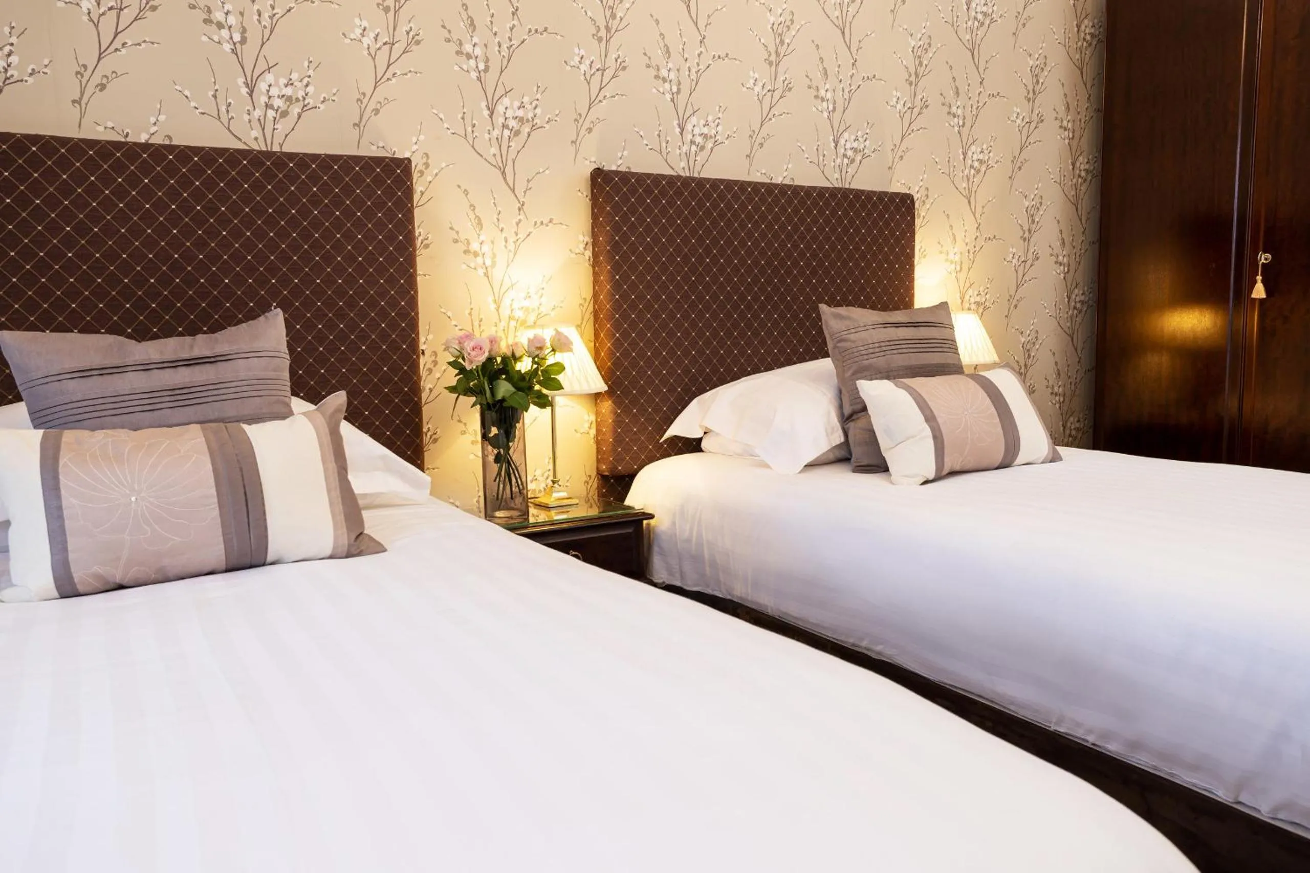 Bed in Ees Wyke Country House