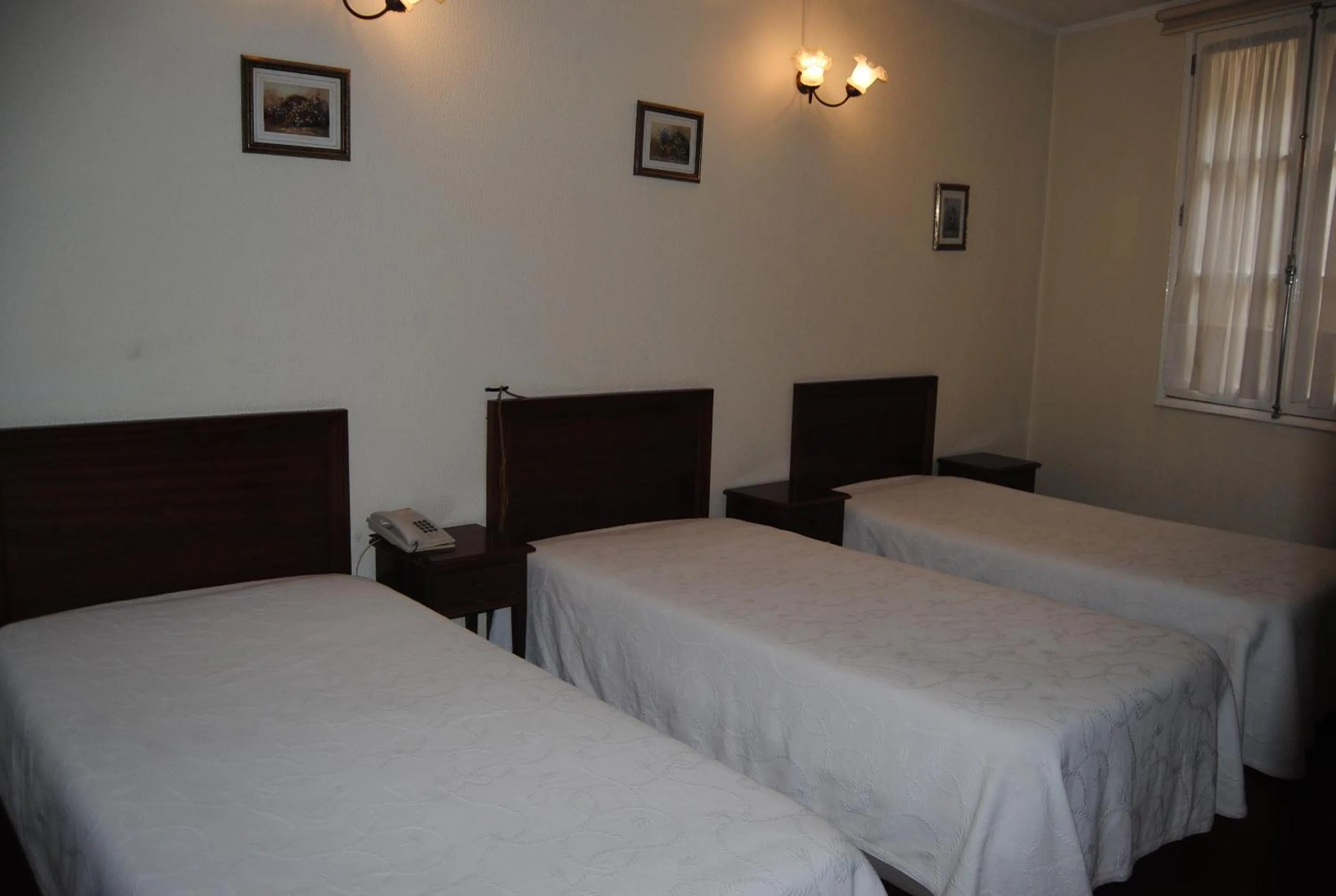 Bed in Hotel Peninsular- Porto