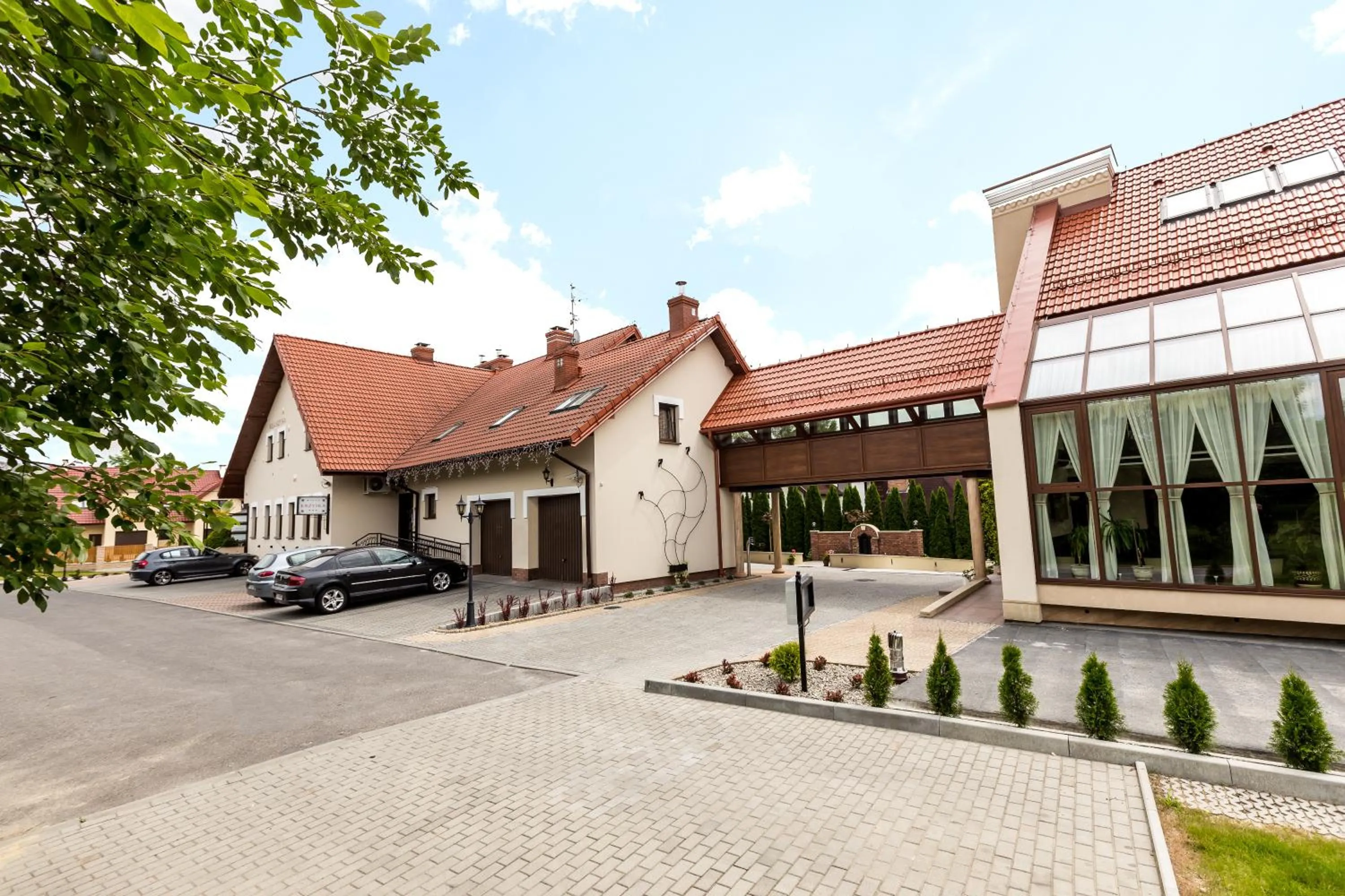 Property building in Hotel Krzyski