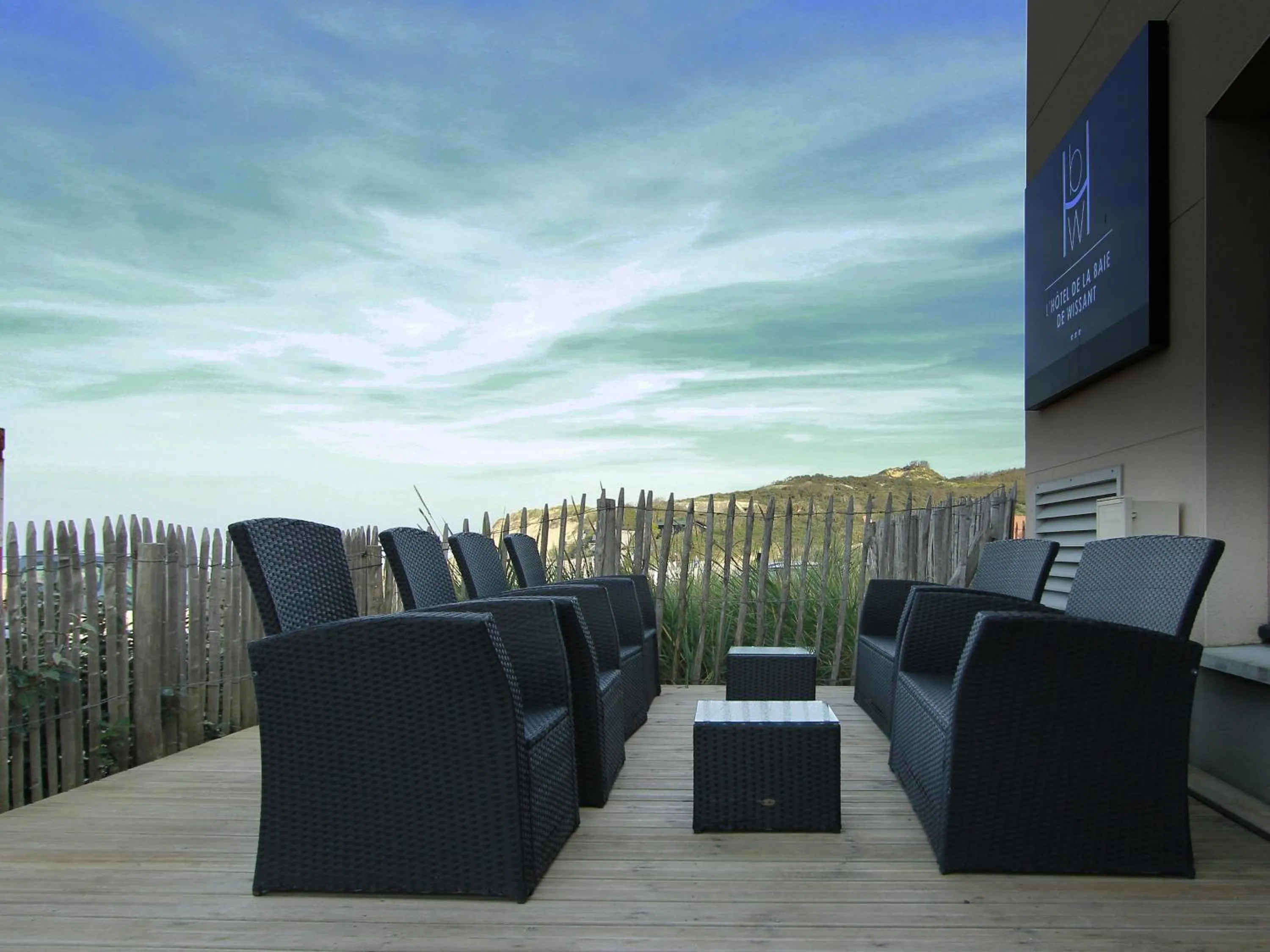 Balcony/Terrace in Logis- Hôtel de la Baie de Wissant & Appartements