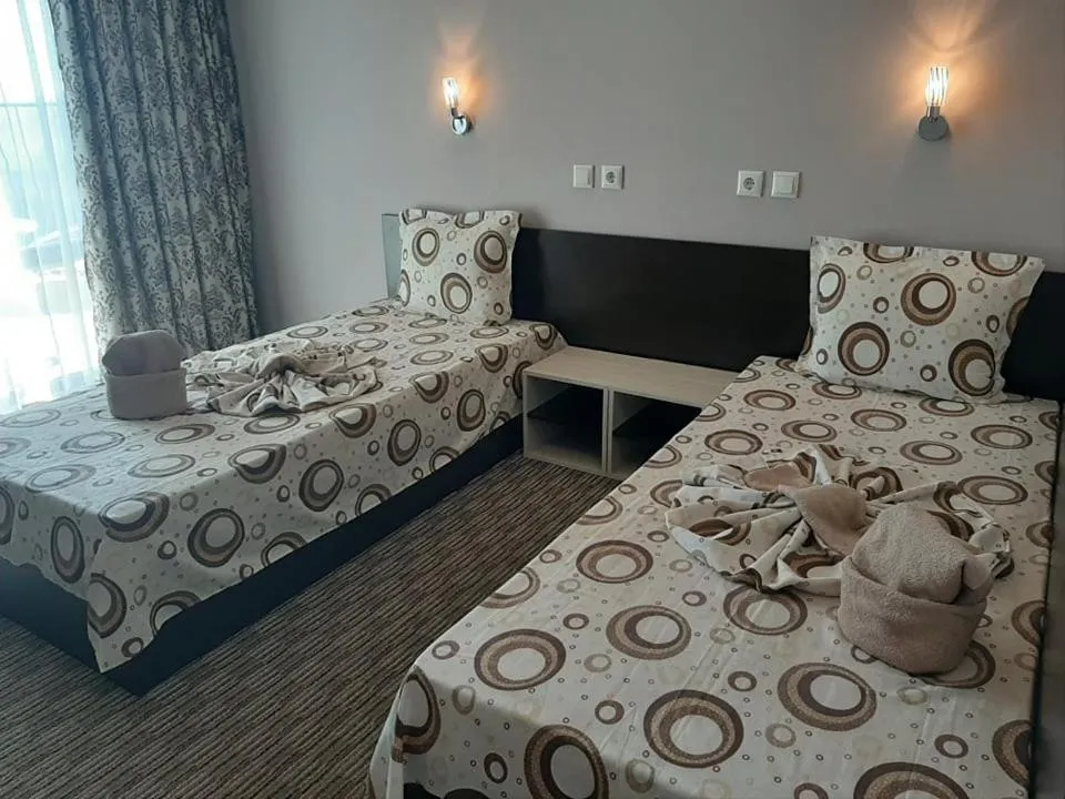 Bed in Hotel Silver - All Inclusive, Free parking