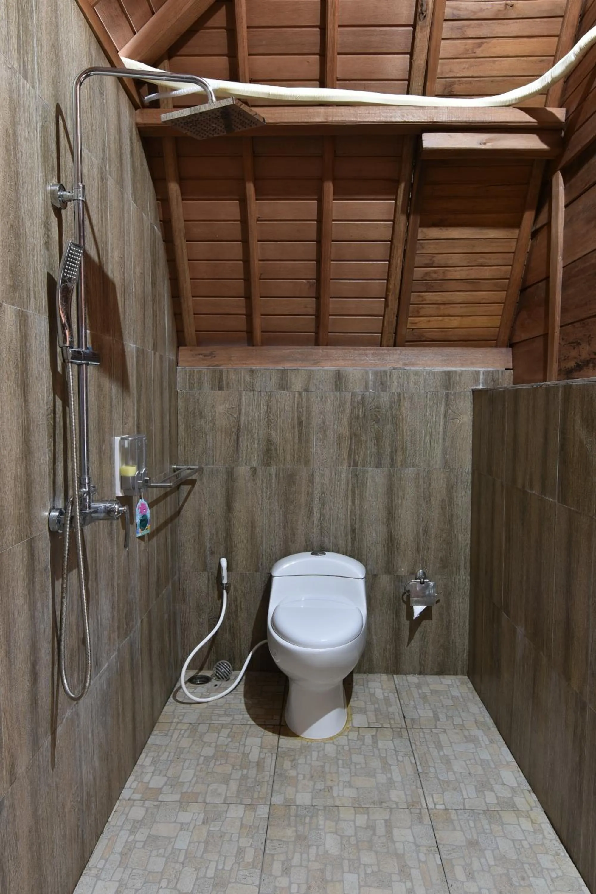 Bathroom in Daphila Cottage