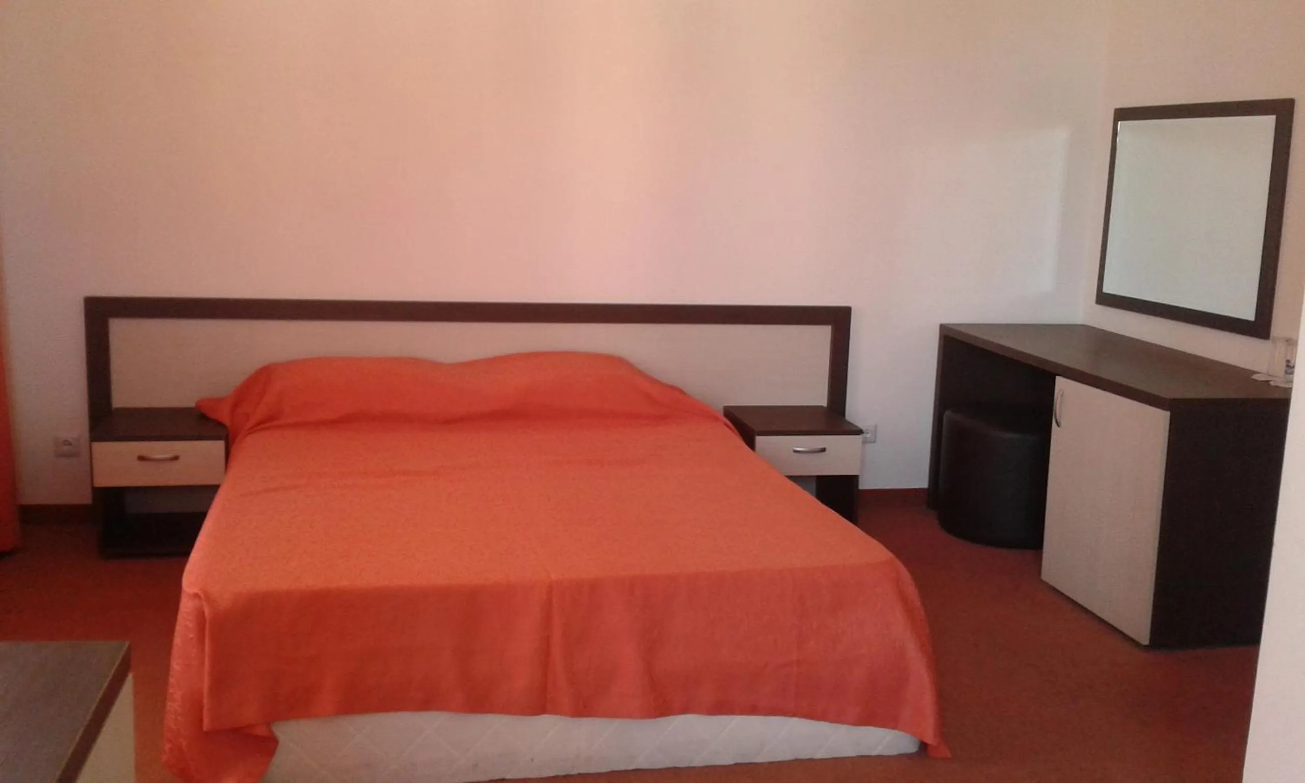 Bedroom, Bed in Hotel Bellisimo