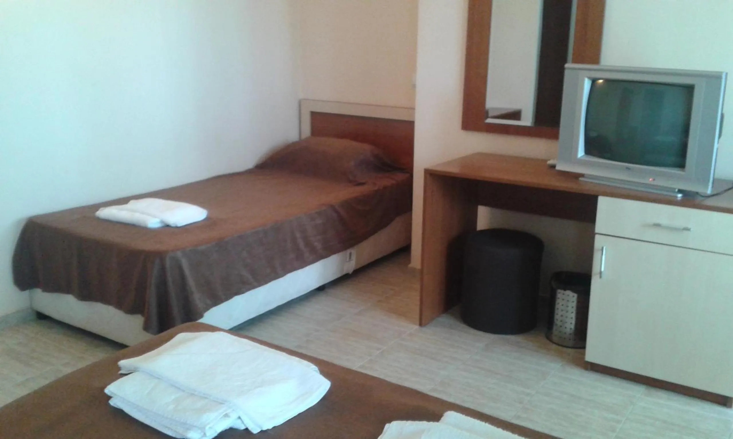 Photo of the whole room, Bed in Hotel Bellisimo