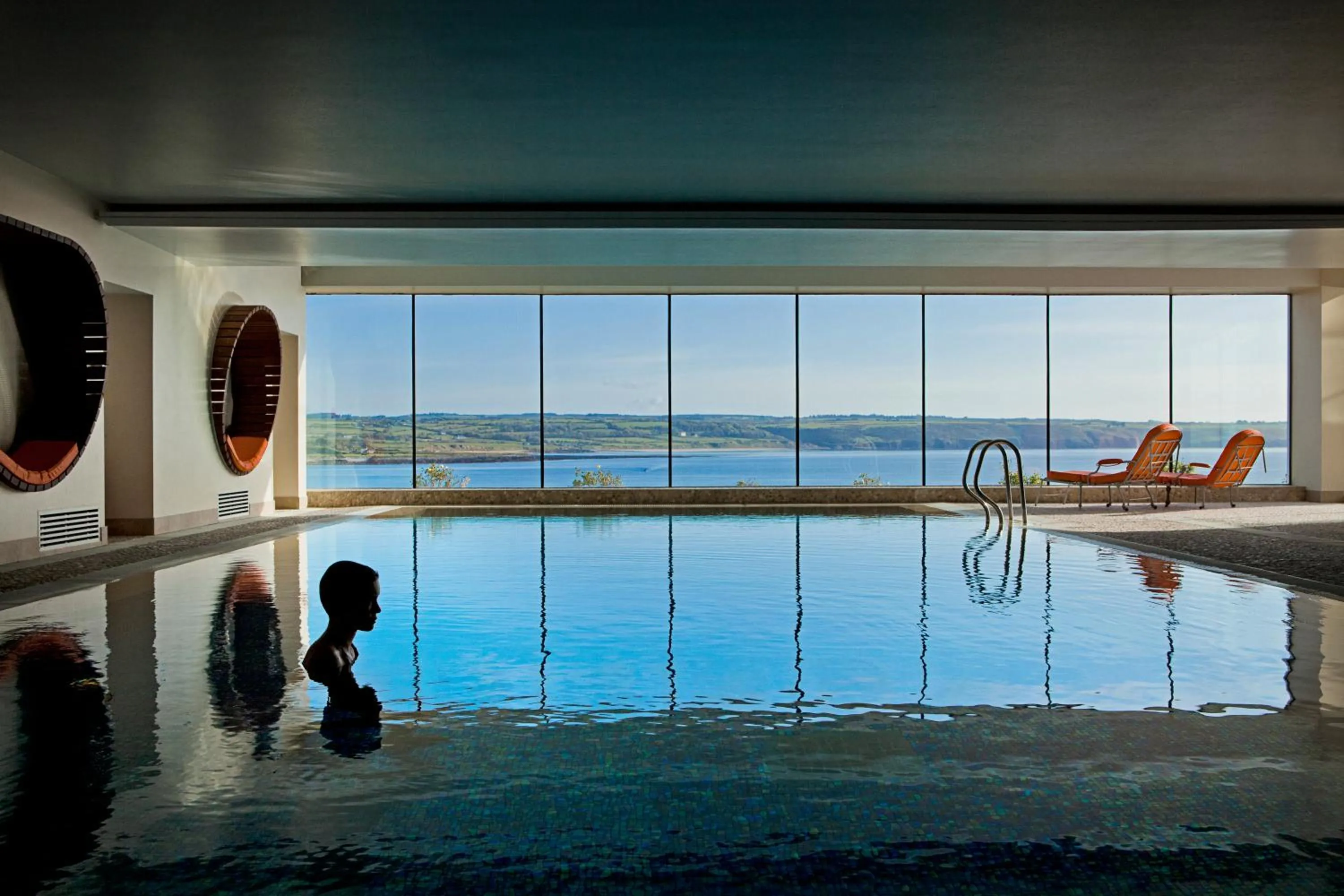 Swimming pool in Cliff House Hotel