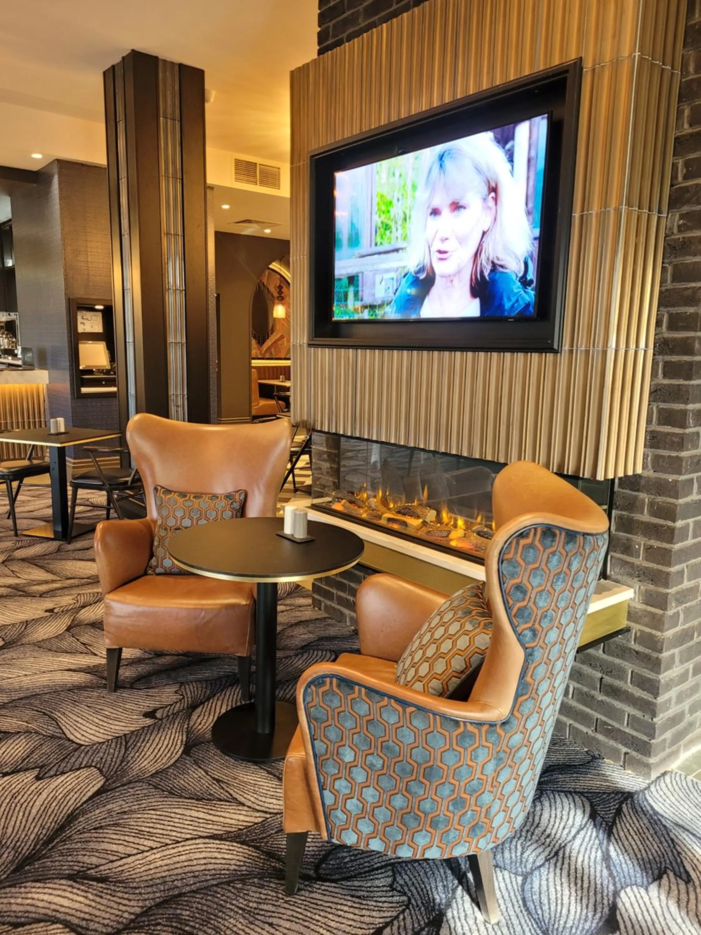 Communal lounge/ TV room in Talbot Hotel Clonmel