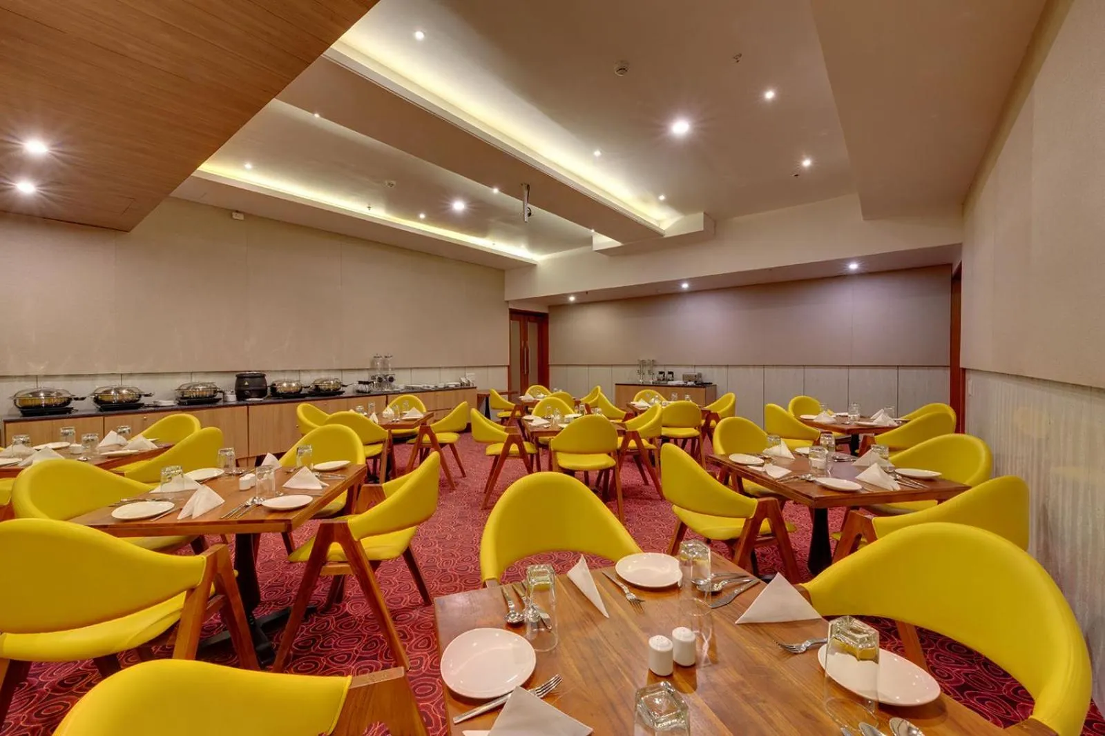 Food and drinks in Viola Beacon Resort, Lonavala