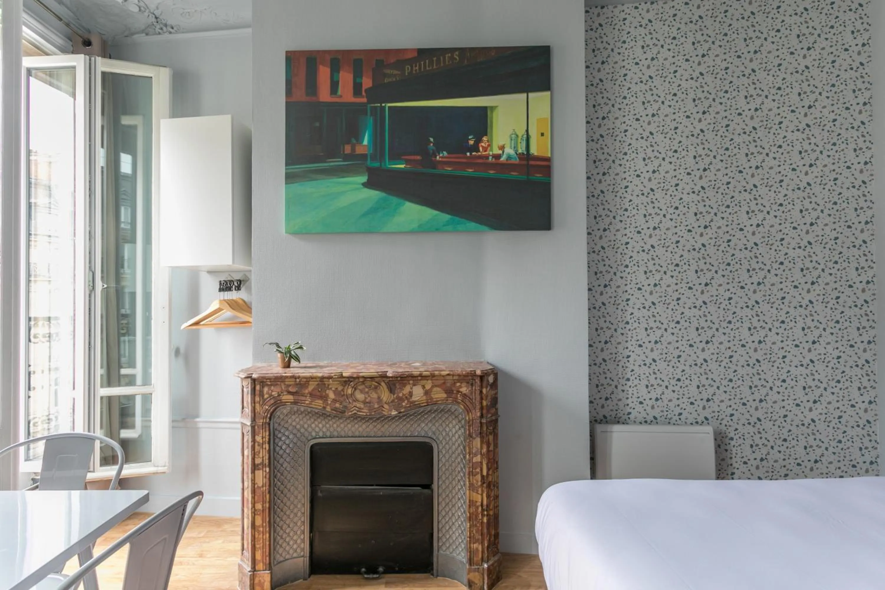 Living room, Bed in WS Saint-Lazare - Opera