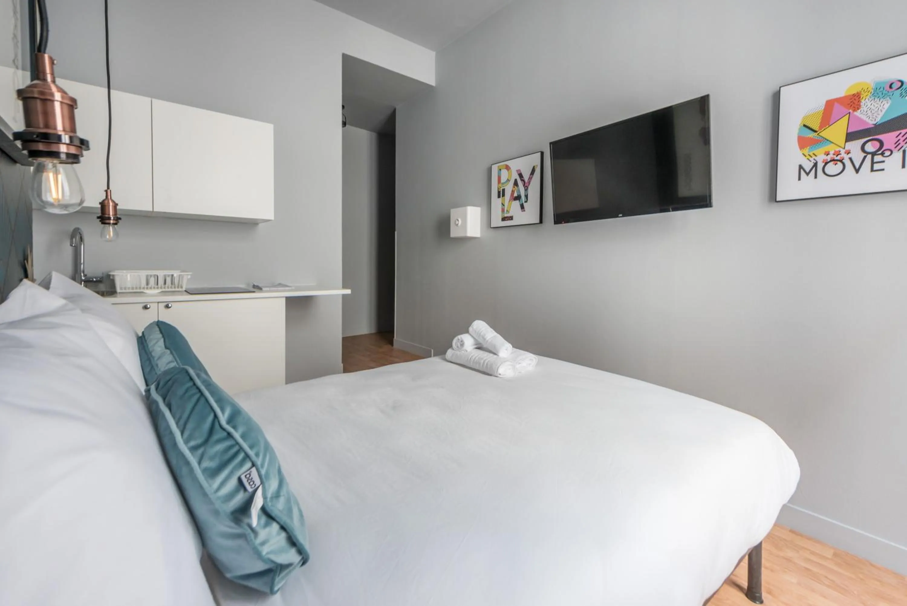 Bedroom, Bed in WS Saint-Lazare - Opera