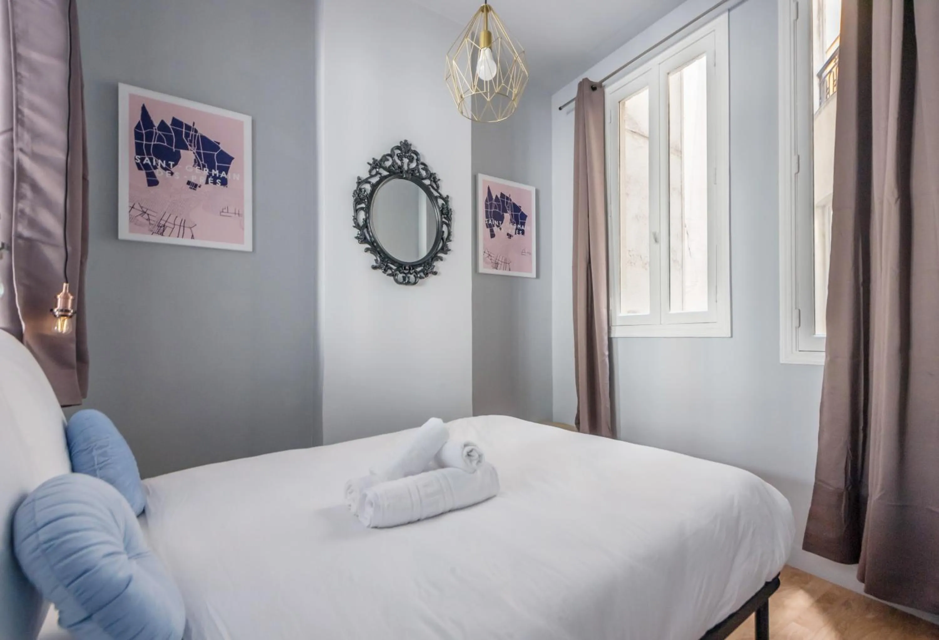 Bedroom, Bed in WS Saint-Lazare - Opera