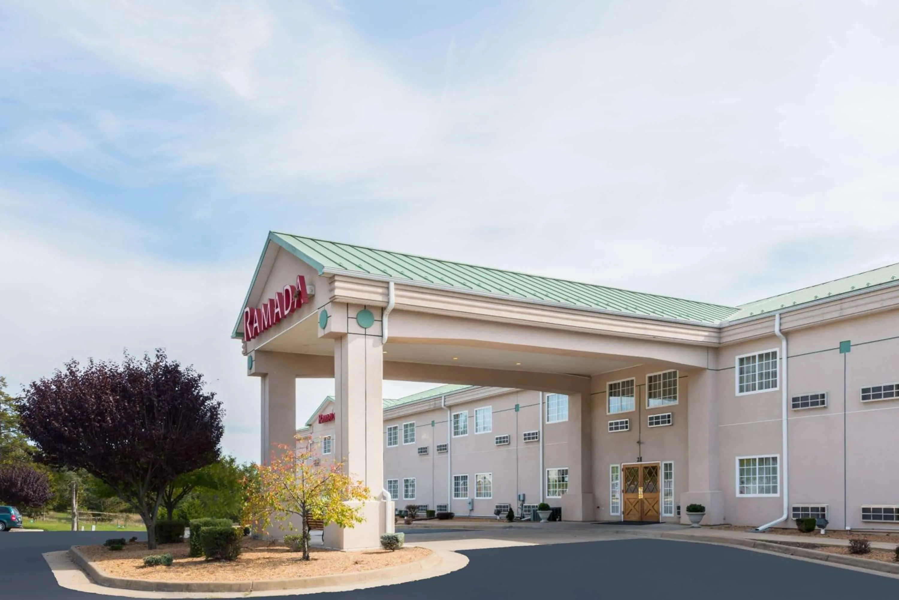 Property building in Ramada by Wyndham Strasburg - Shenandoah Valley