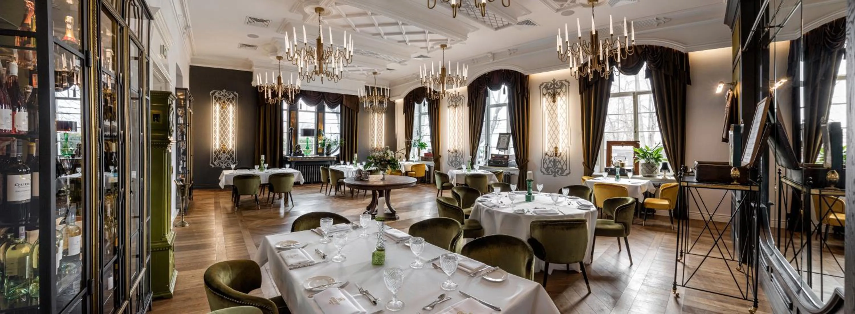 Restaurant/places to eat in Hotel Traugutta3