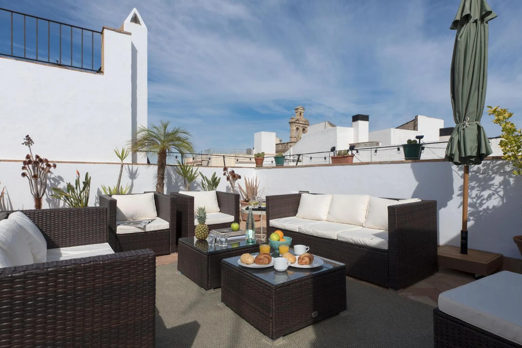 Hommyhome Castellar Luxury