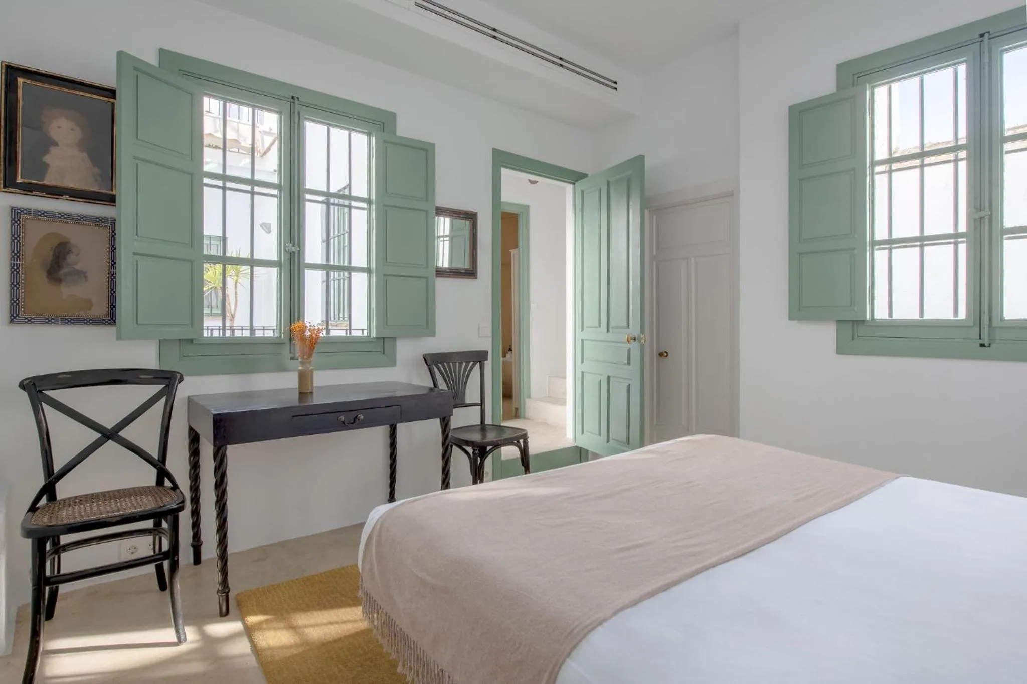 Hommyhome Castellar Luxury
