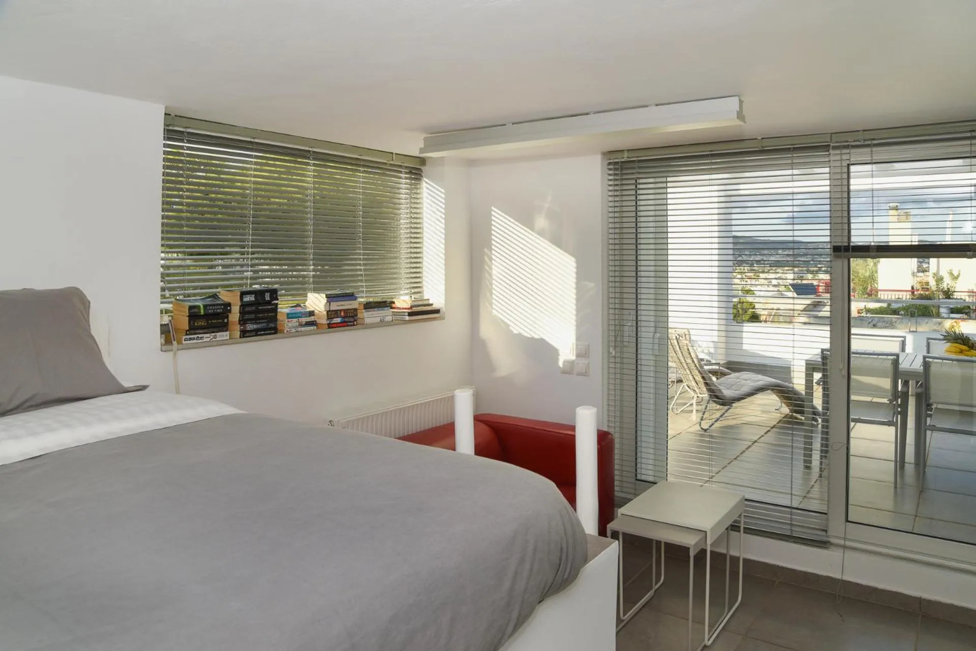 the coolest loft and terrace-varkiza sea view