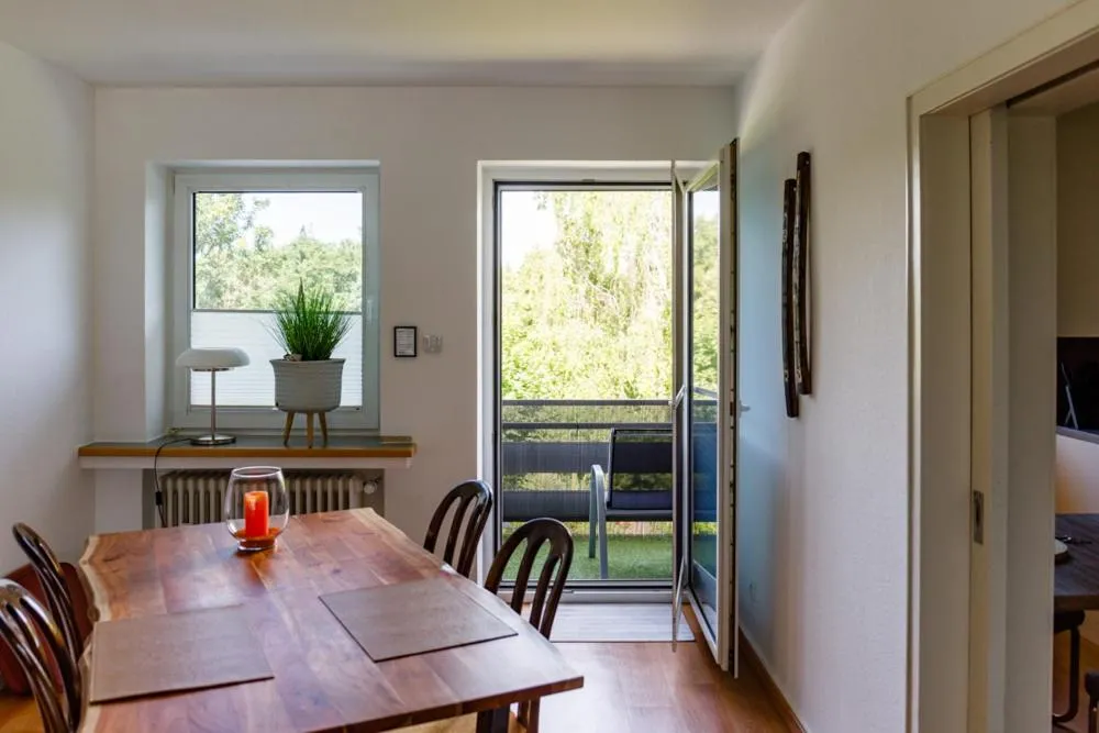Dining area in Ferienwohnung Morillenhang