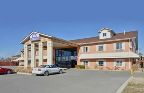 Facade/entrance in America's Best Value Inn-Marion