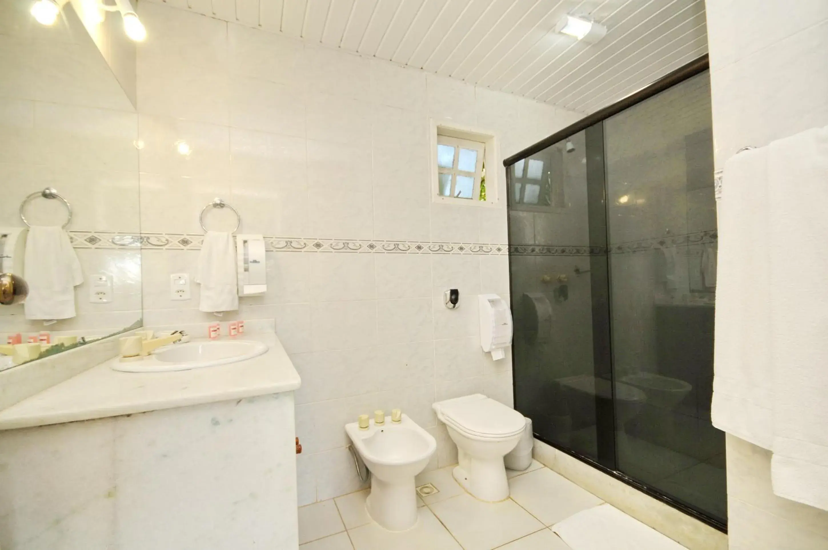 Superior Quadruple Room in Pousada Areias Brancas Superior Quadruple Room in Pousada Areias Brancas