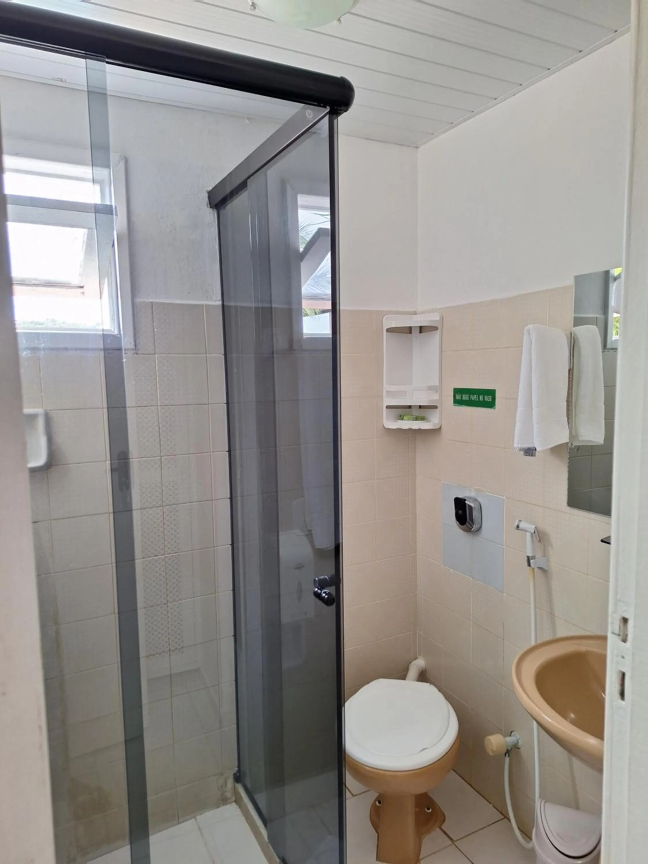 Shower in Pousada Areias Brancas