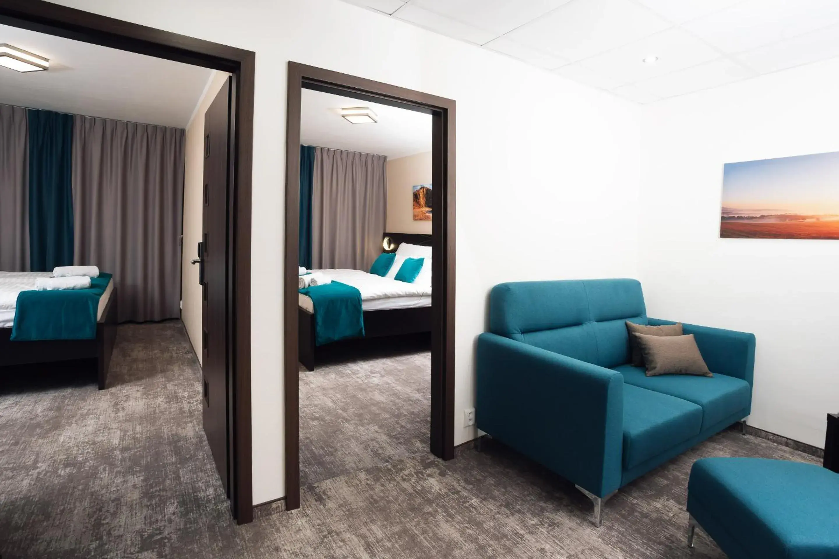 Two-Bedroom Suite in Hotel Crystal Two-Bedroom Suite in Hotel Crystal