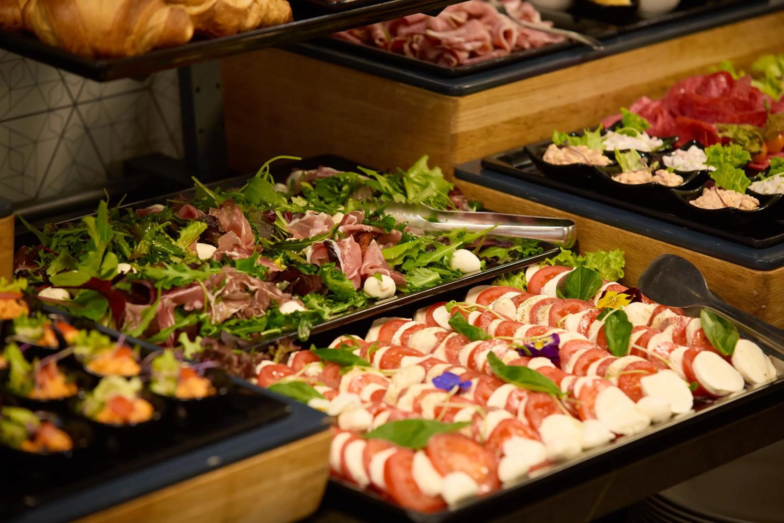 Breakfast in Hotel Crystal