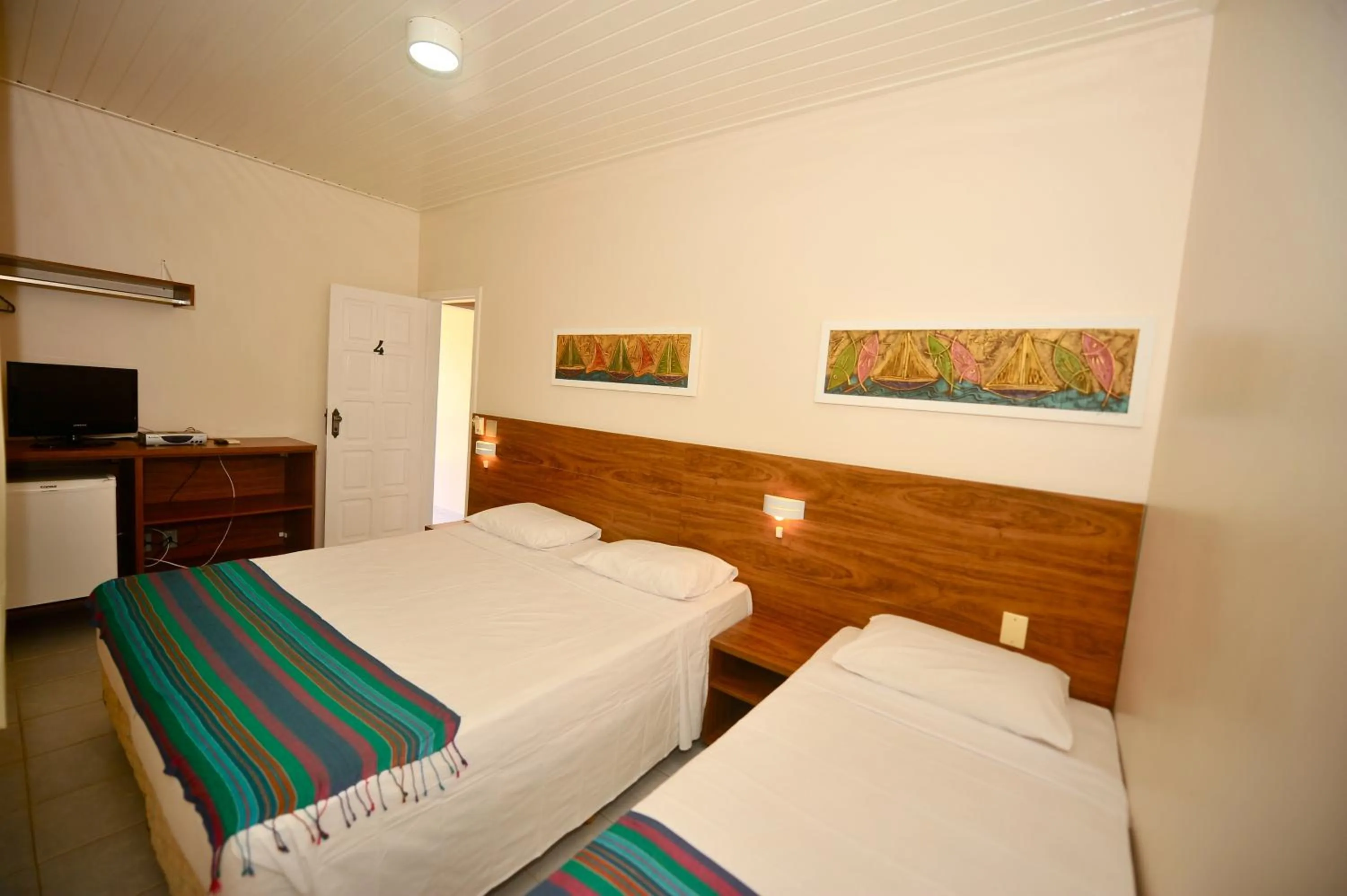 Photo of the whole room, Bed in Pousada Manaia