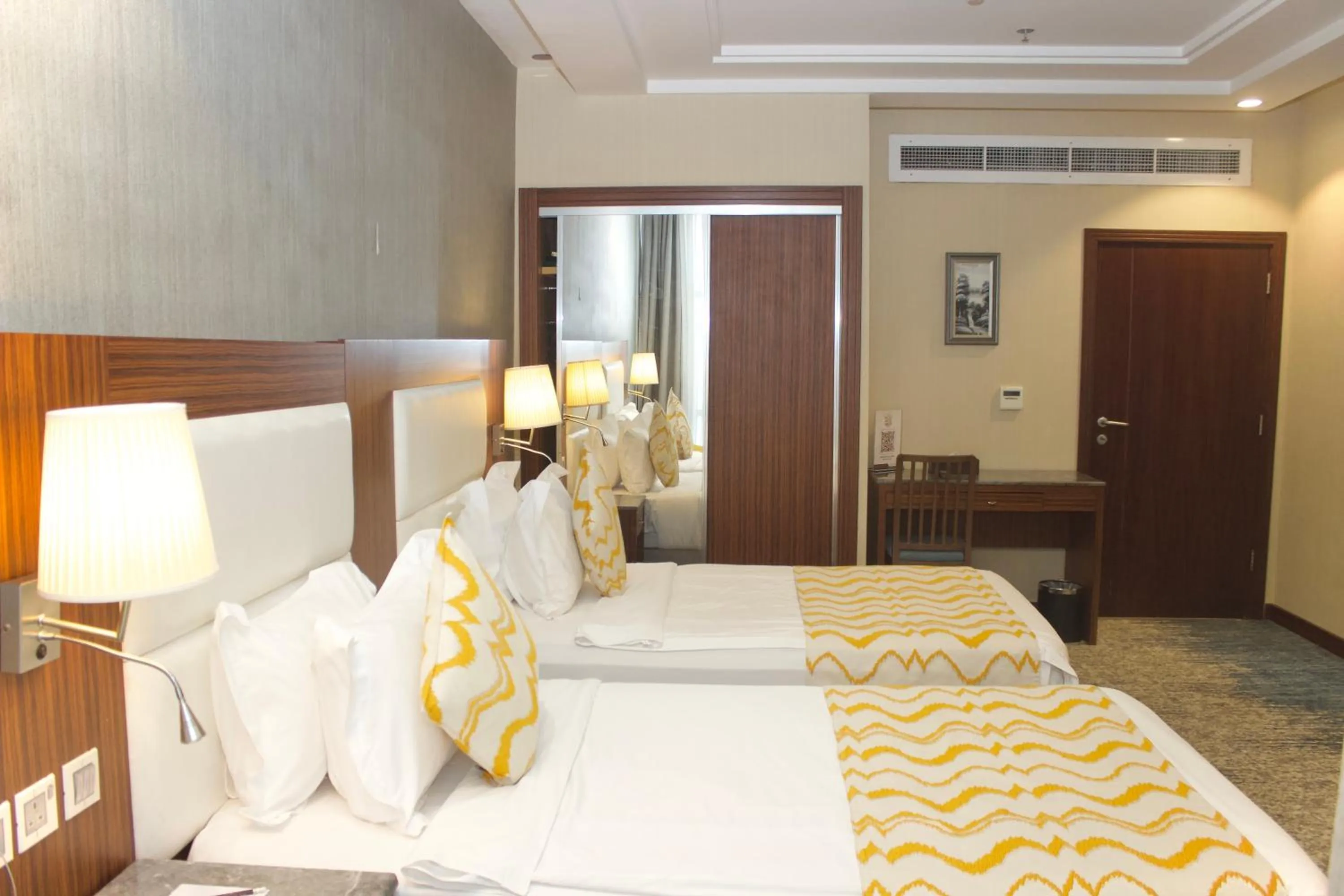 Bed in Taj Al Worood