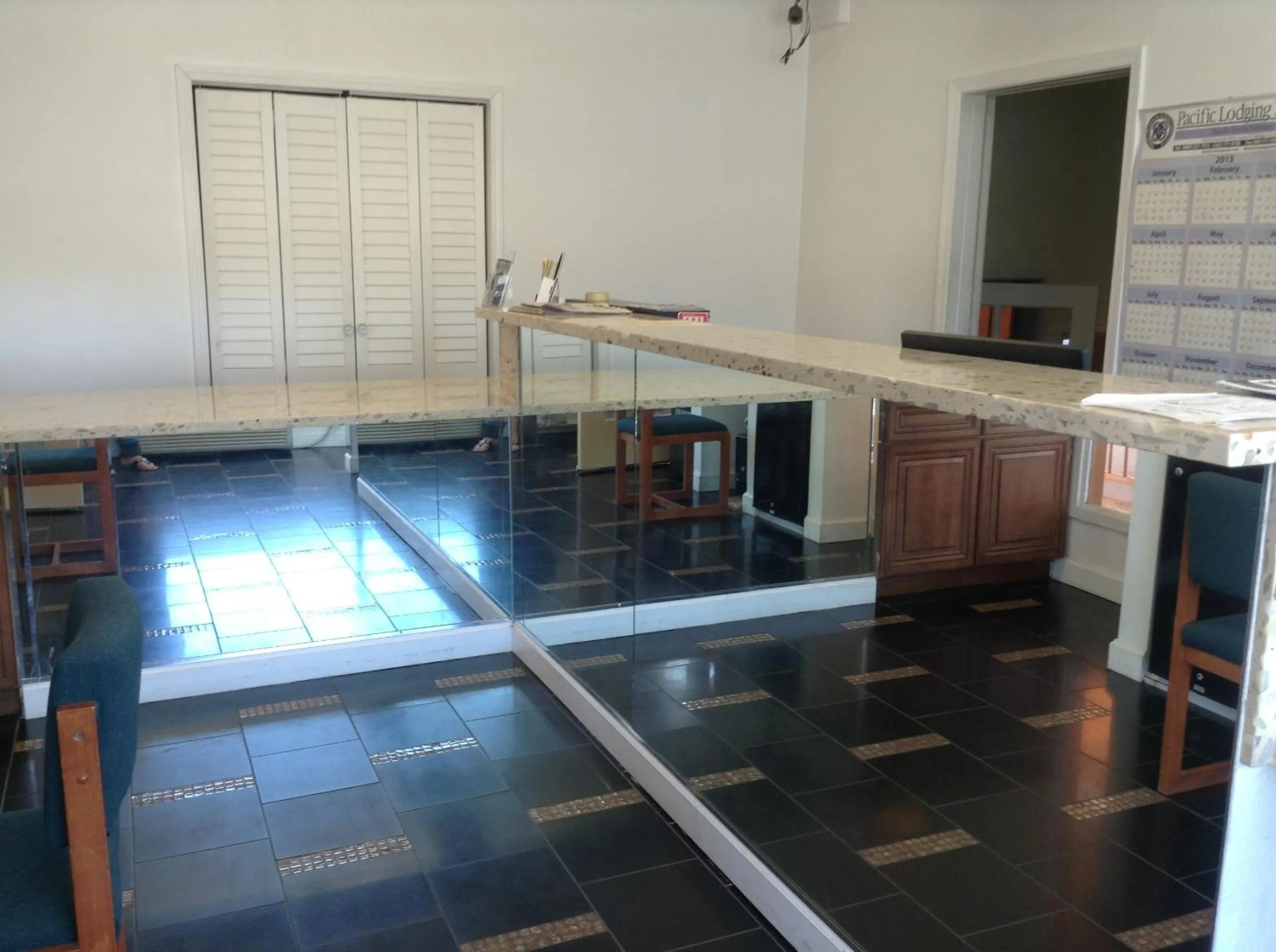 Swimming Pool in Coast Motel